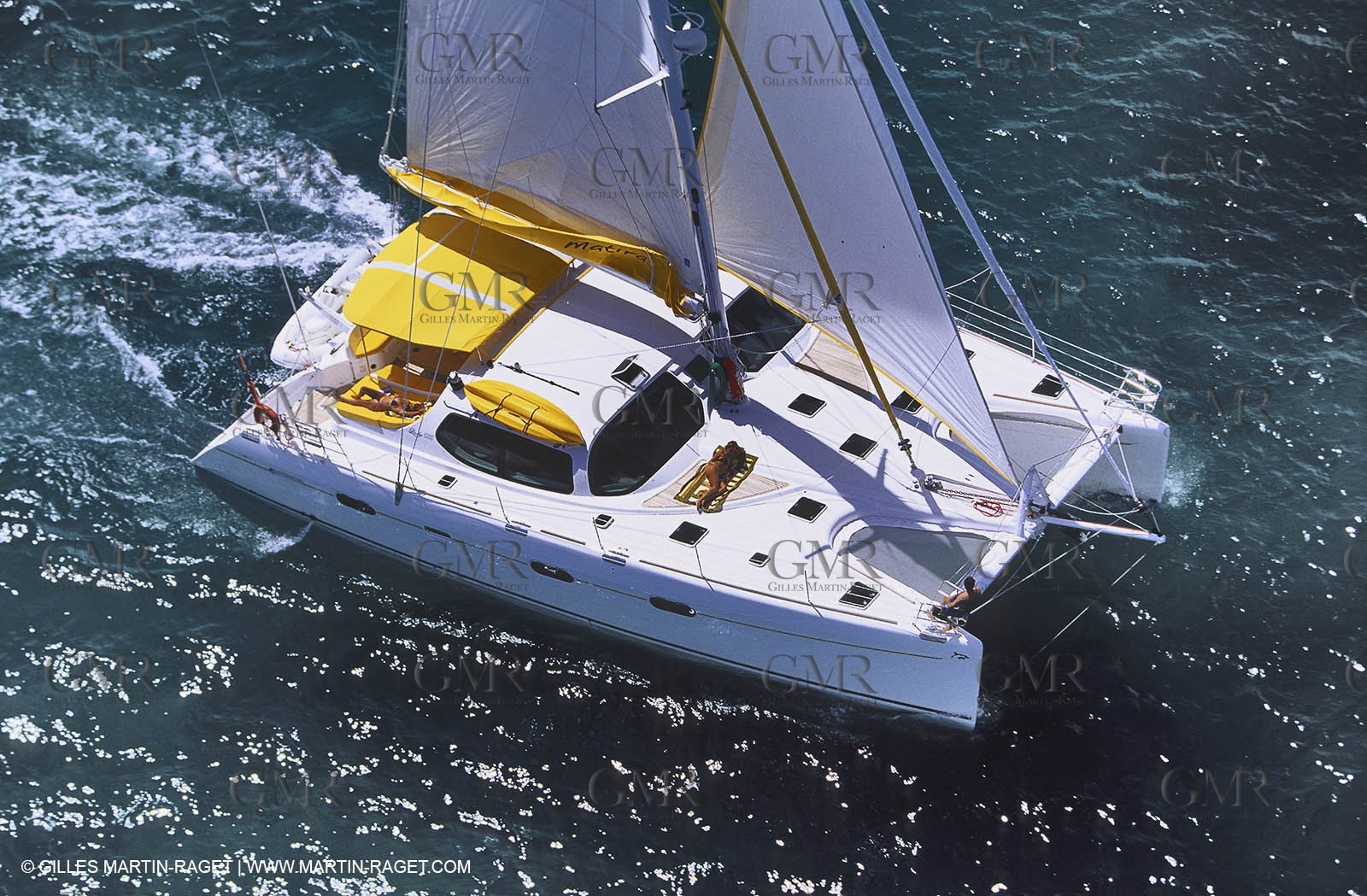 Multicoque sous voile