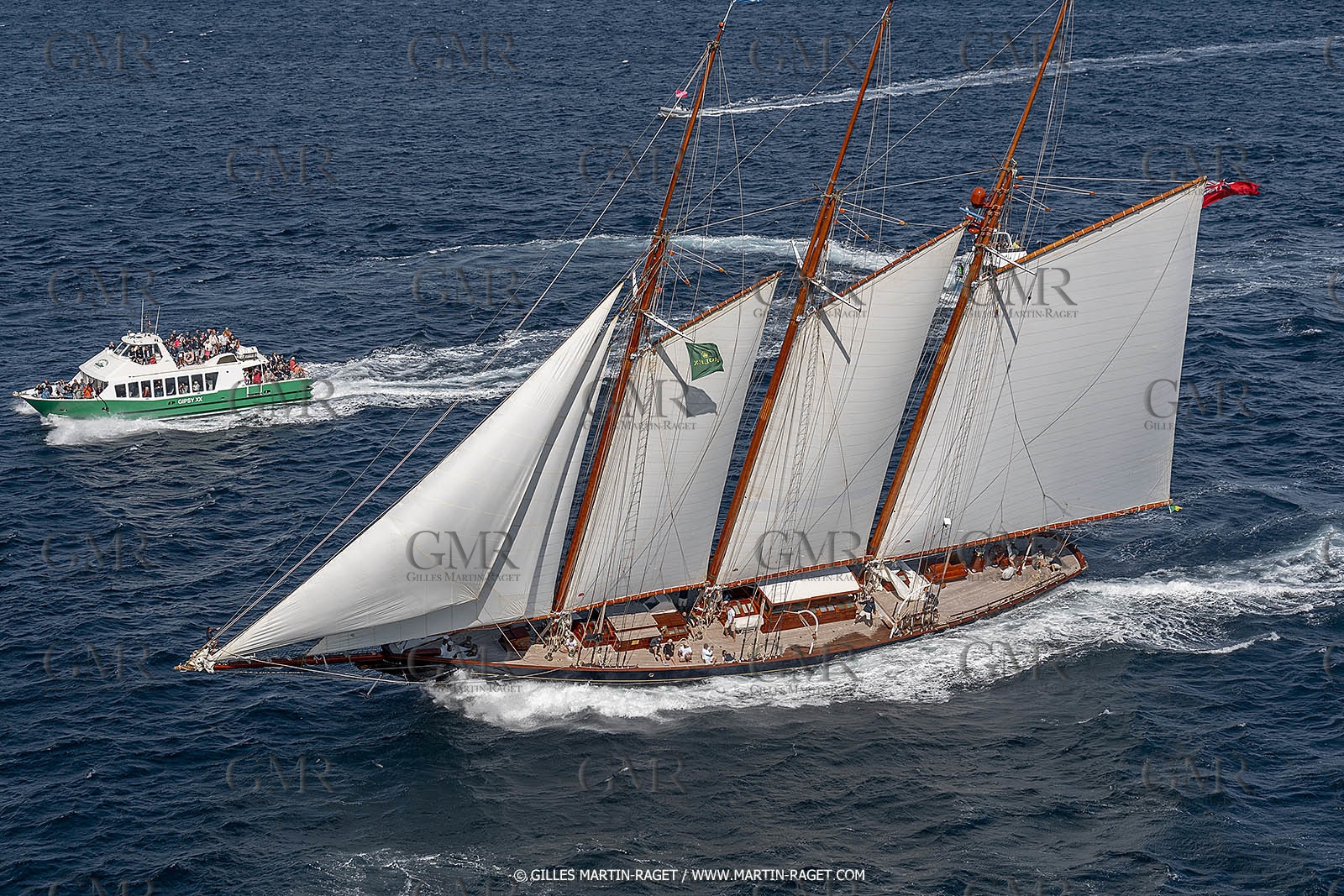 28 09 2022? Saint-Tropez,(FRA,83), Les Voiles de Saint-Tropez 2022 Régate N° 2 poup les modernes, navigation libre pour les grandes goélettes