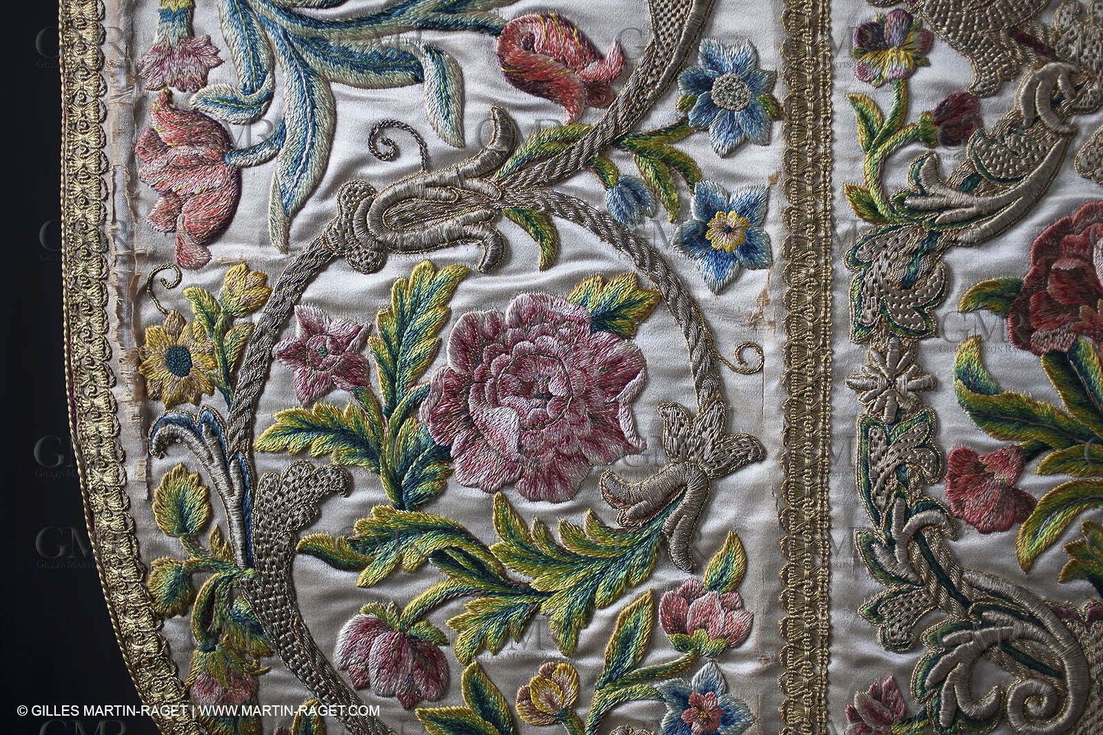 04 02 2013 - Marseille(FRA,13), Notre Dame de la Garde, liturgical clothing