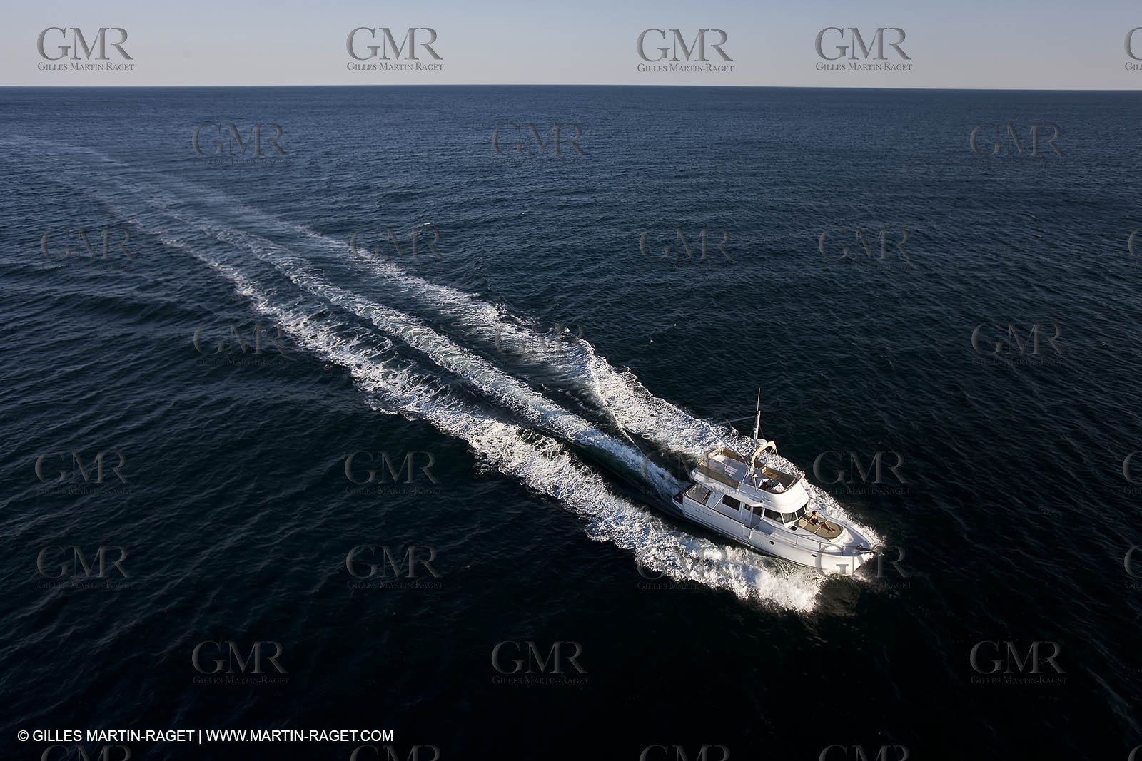 22 06 2009 - Ile d'Yeu (FRA,85) - Chantier Bénéteau - Trawler 34