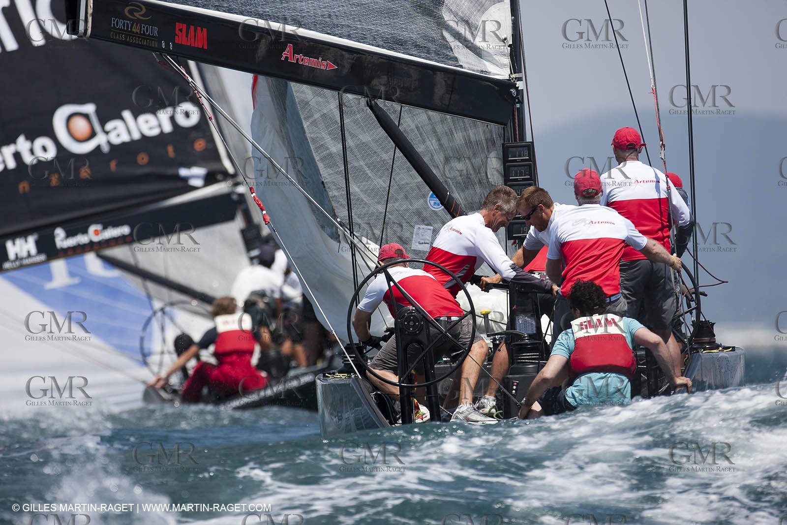 31 07 2010 - Valencia (ESP) - BMW ORACLE Racing - RC 44 Valencia Cup - fleet racing - Day 2