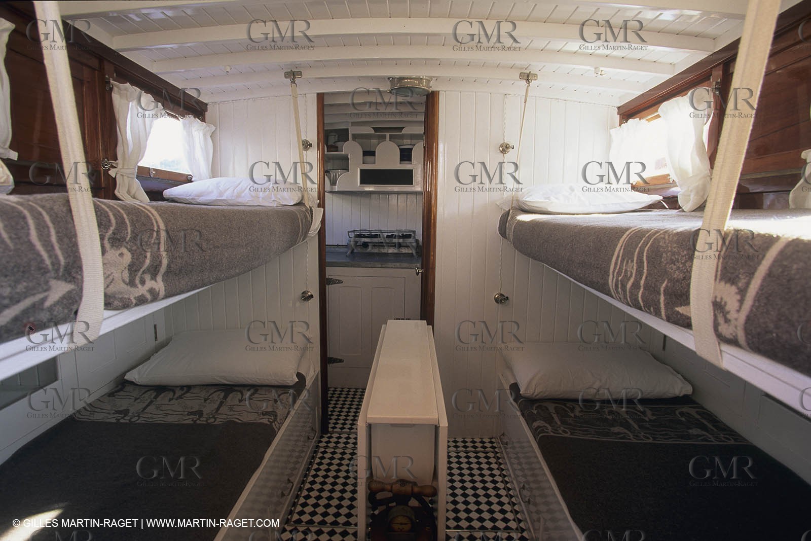 Classic Yachts, Classic Motor yachts, Mohican