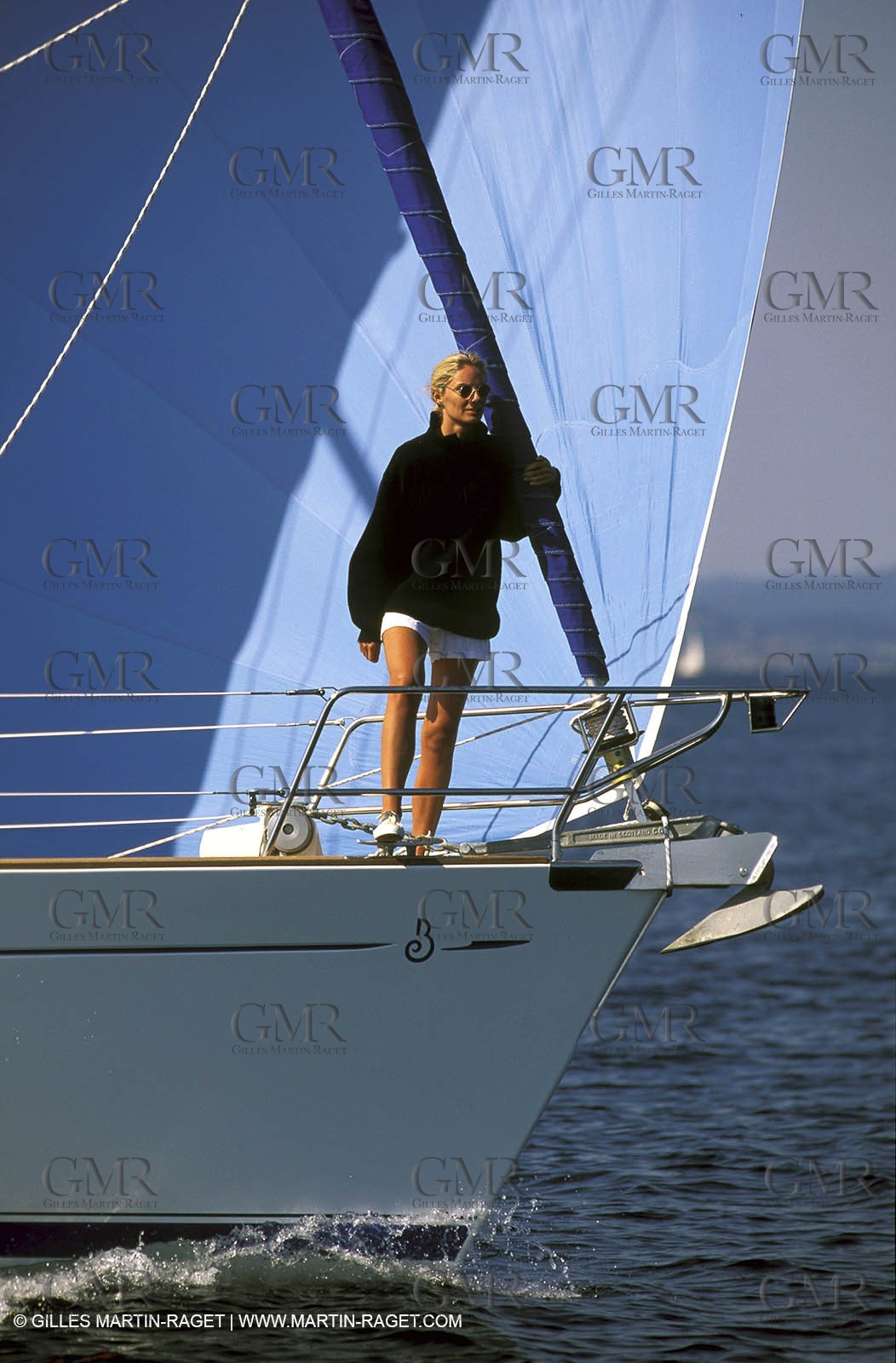 Cruising - People - Doing nothing