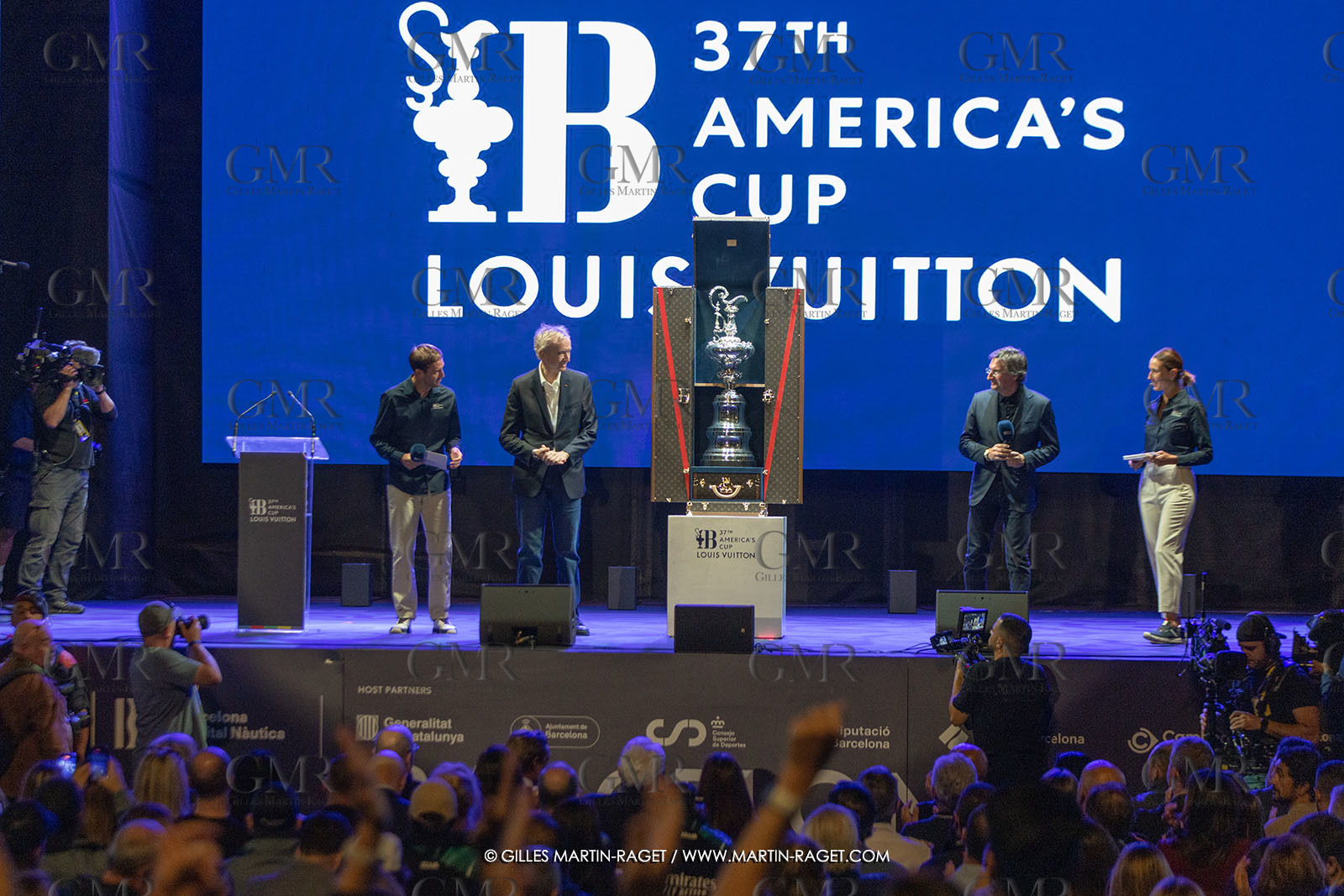 19 10 2024, Barcelona (ESP), Louis Vuitton 37th America's Cup, Final Match, Race Day 6 , Prizegiving