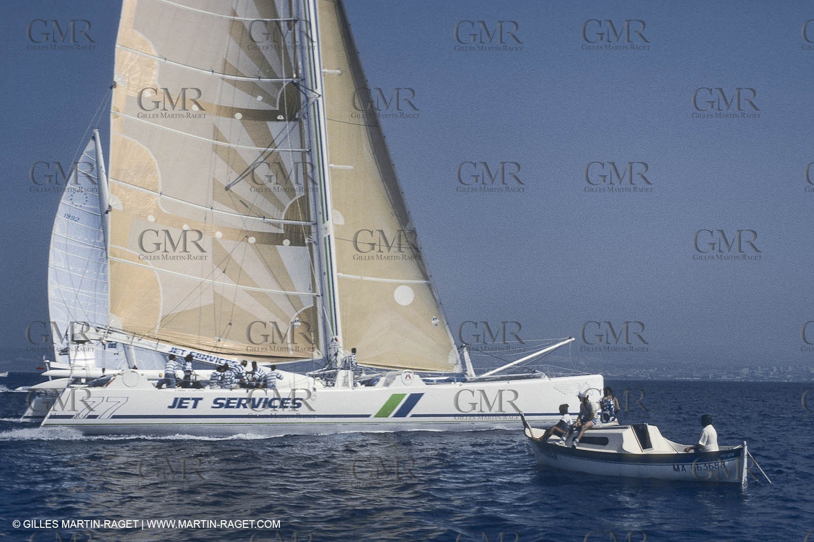 Sailng, Offshore racing, Maxi multiihulls, Jet services V