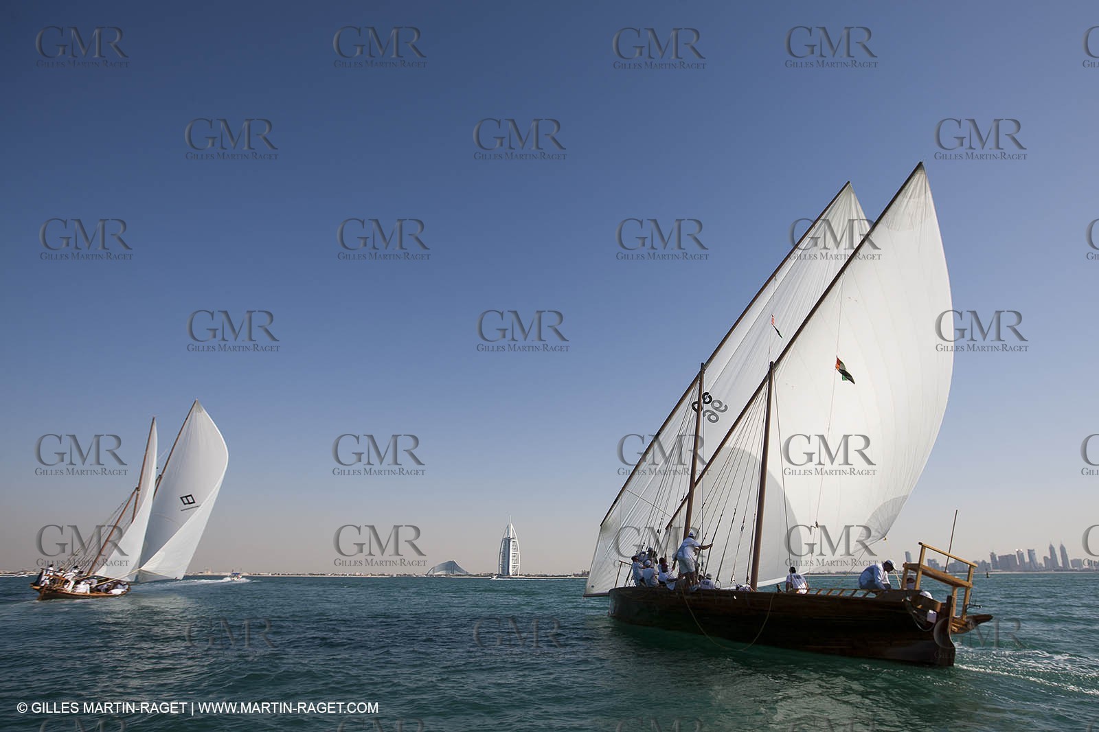 20 11 2010 - Dubai (UAE) - Dubai Louis Vuitton Trophy - Traditionnal dhow races for competing teams