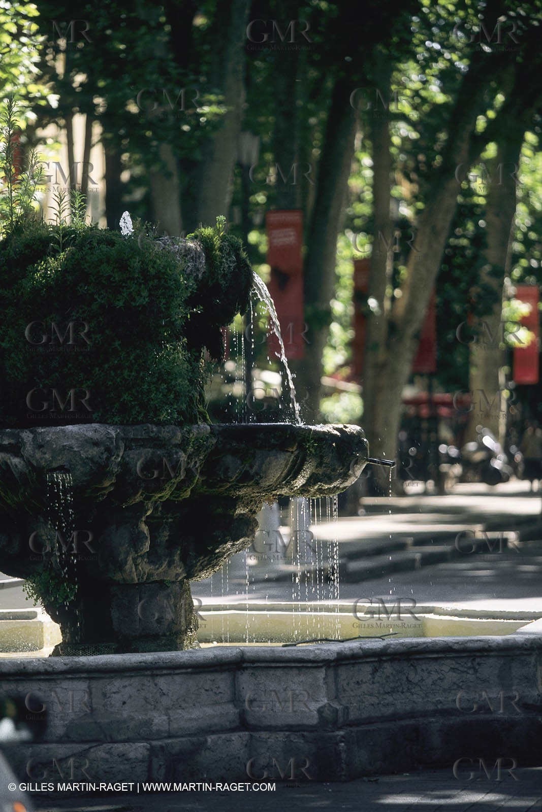 France,Provence, Aix en Provence, Cours Mirabeau