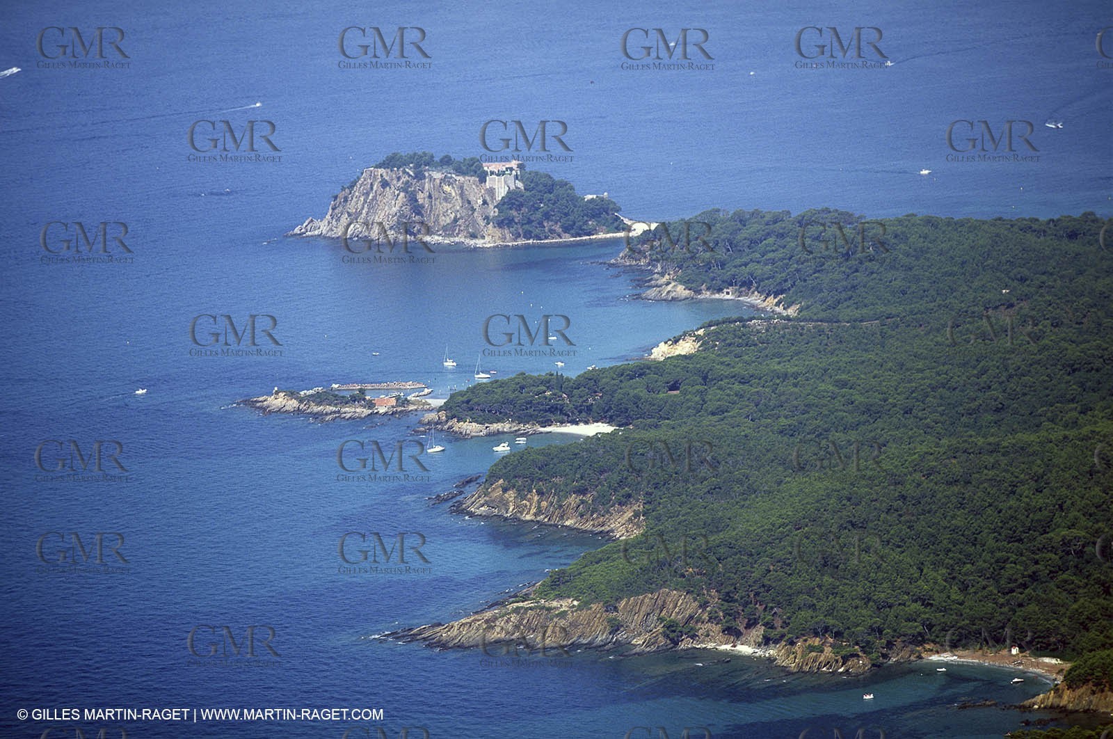 Benat Cape and Bregançon castle
