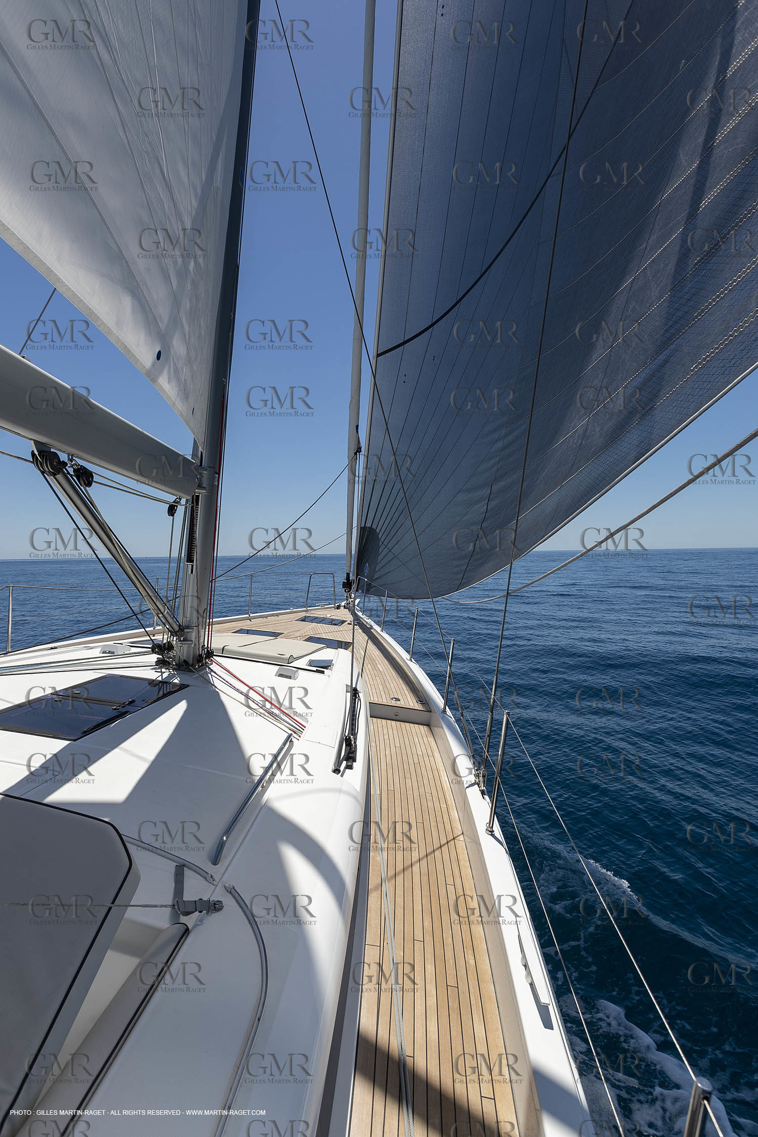 07 07 2020, Marseille (FRA,13) Beneteau Oceanis Yacht 54