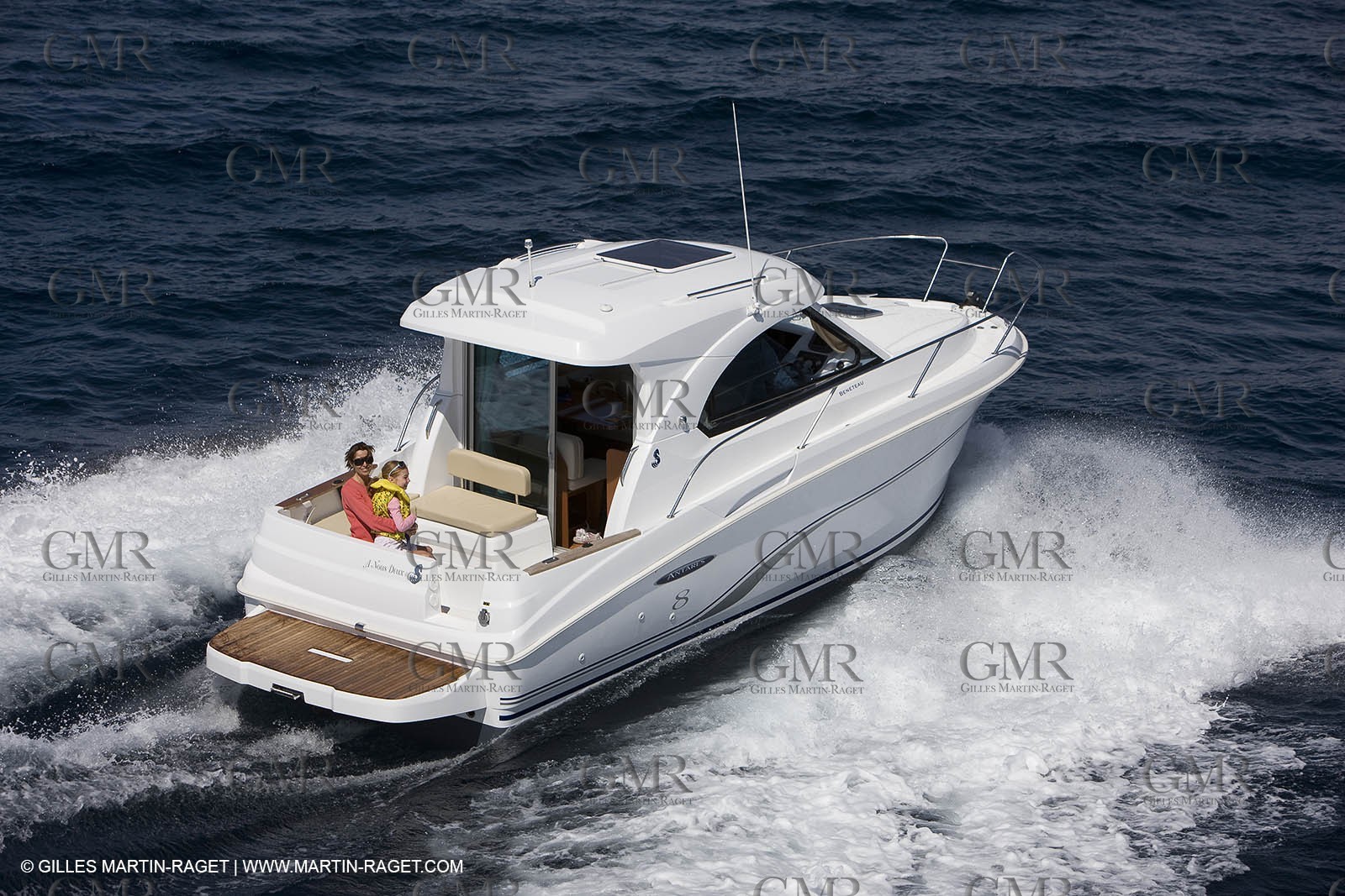 15 04 2008 - Porquerolles (Fra, 83) - Beneteau - Antares 8