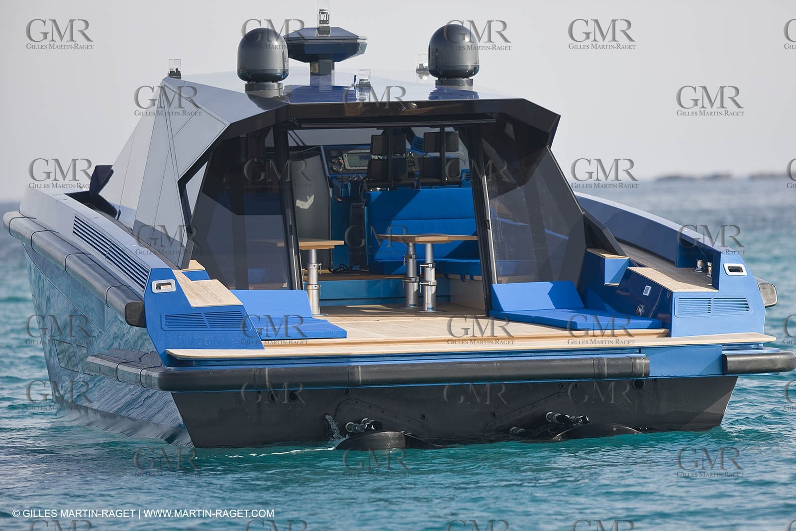 14 10 2008 - Cannes (FRA, 06) - Super yachts - motoryachts - Wally yachts - Wallypower 64