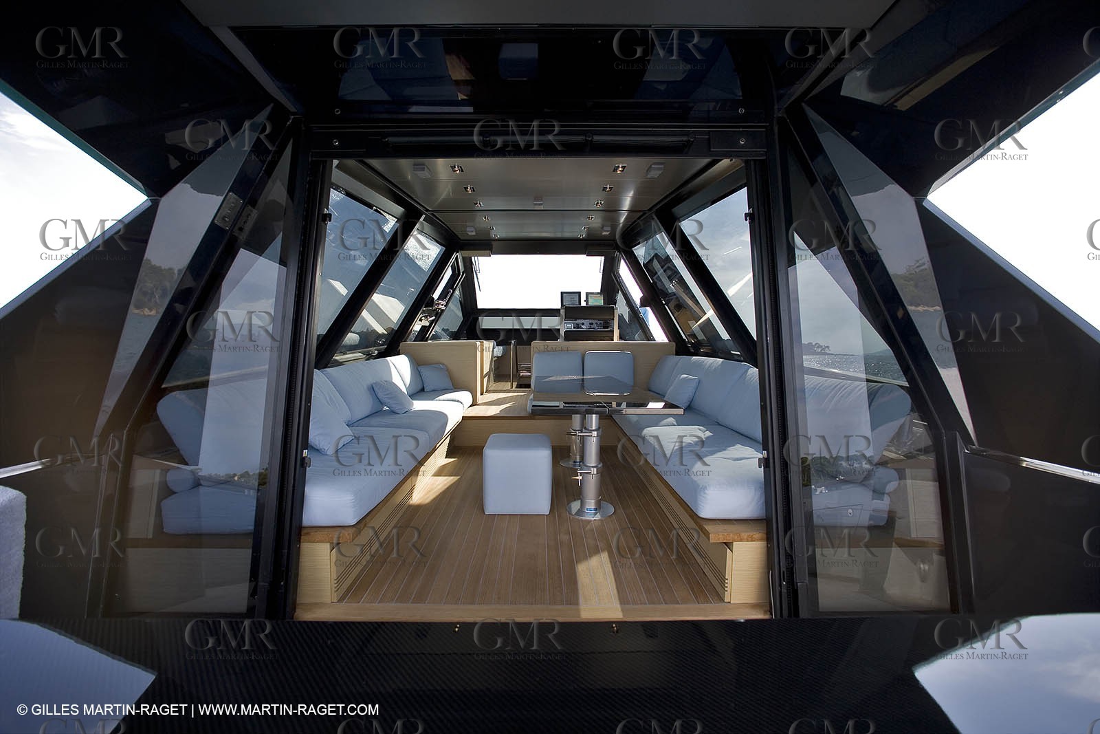 29 09 2007 - St Jean Cap Ferrat - Wally Yachts - Wally Power 70 - Lau Lau