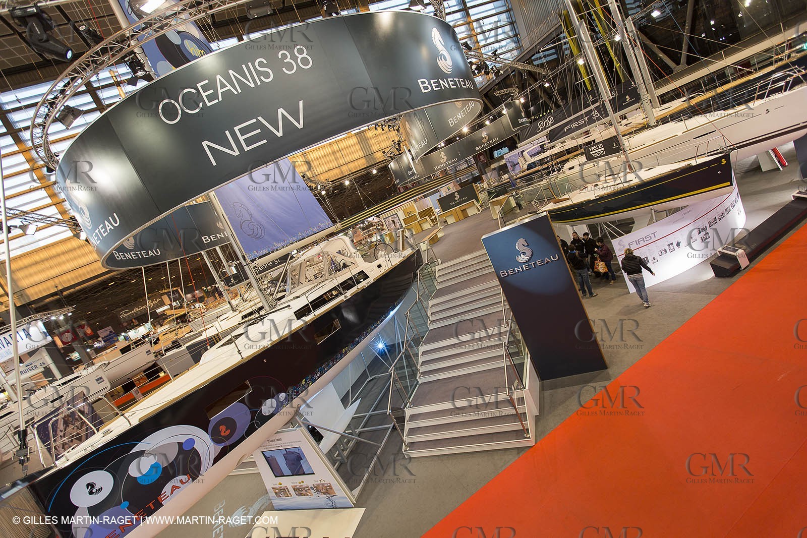 10 12 2013 - Paris (FRA,75) -Paris Boat Show - Beneteau booth