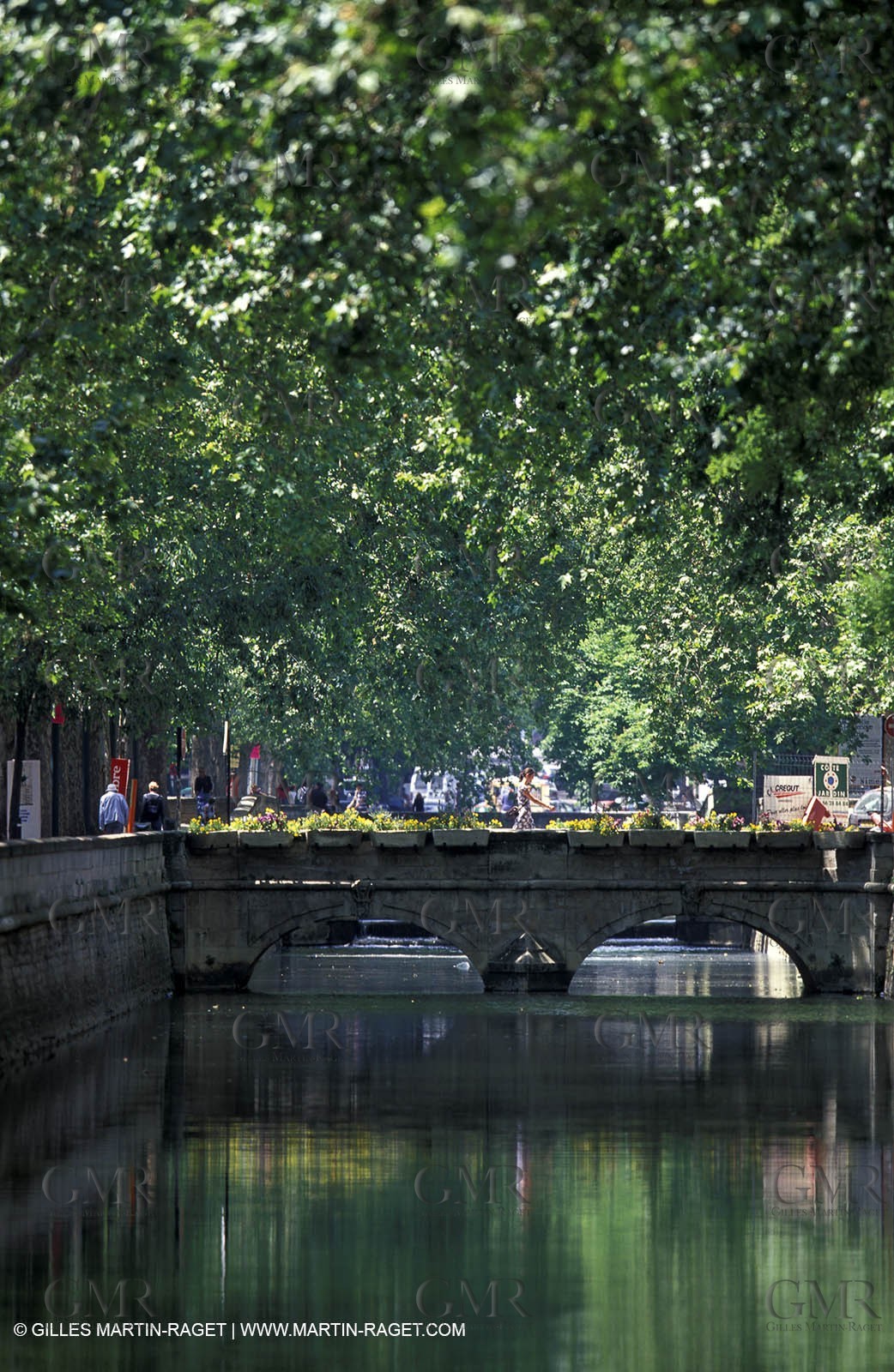 Nîmes