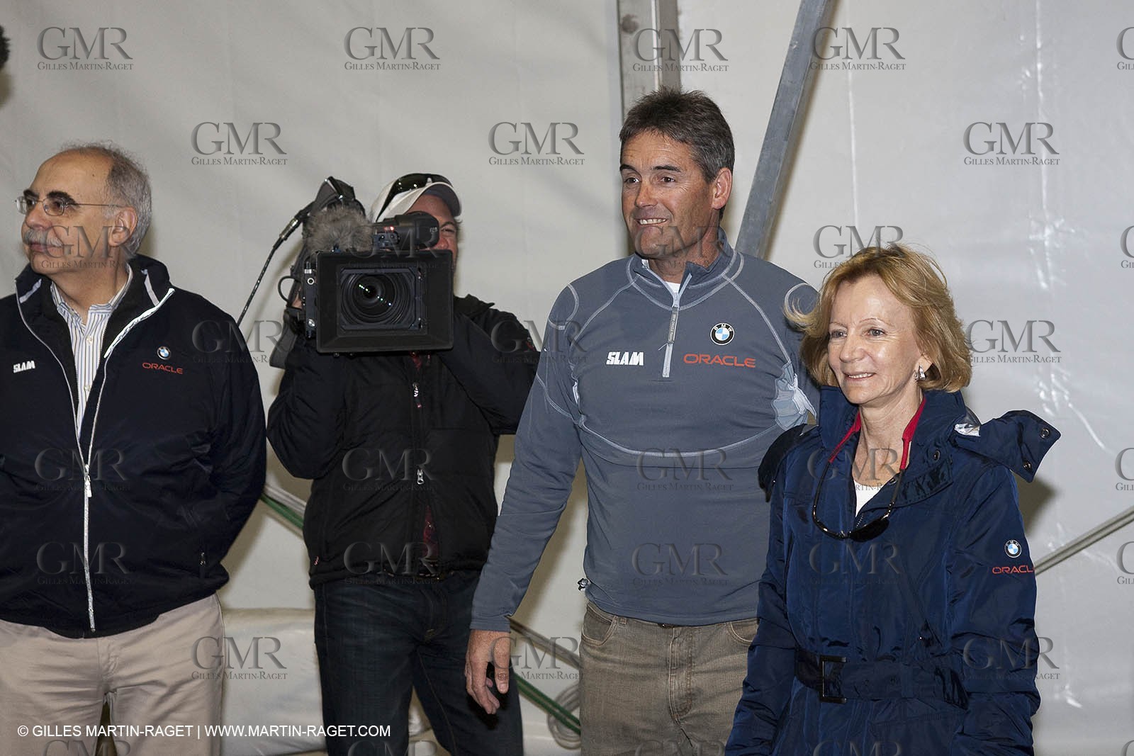 06 02 2010 - Valencia (ESP) - 33rd America's Cup - BMW ORACLE Racing - Last preparation day - Elena Salgado (Spain Vice President and Economy Minister) visiting the team