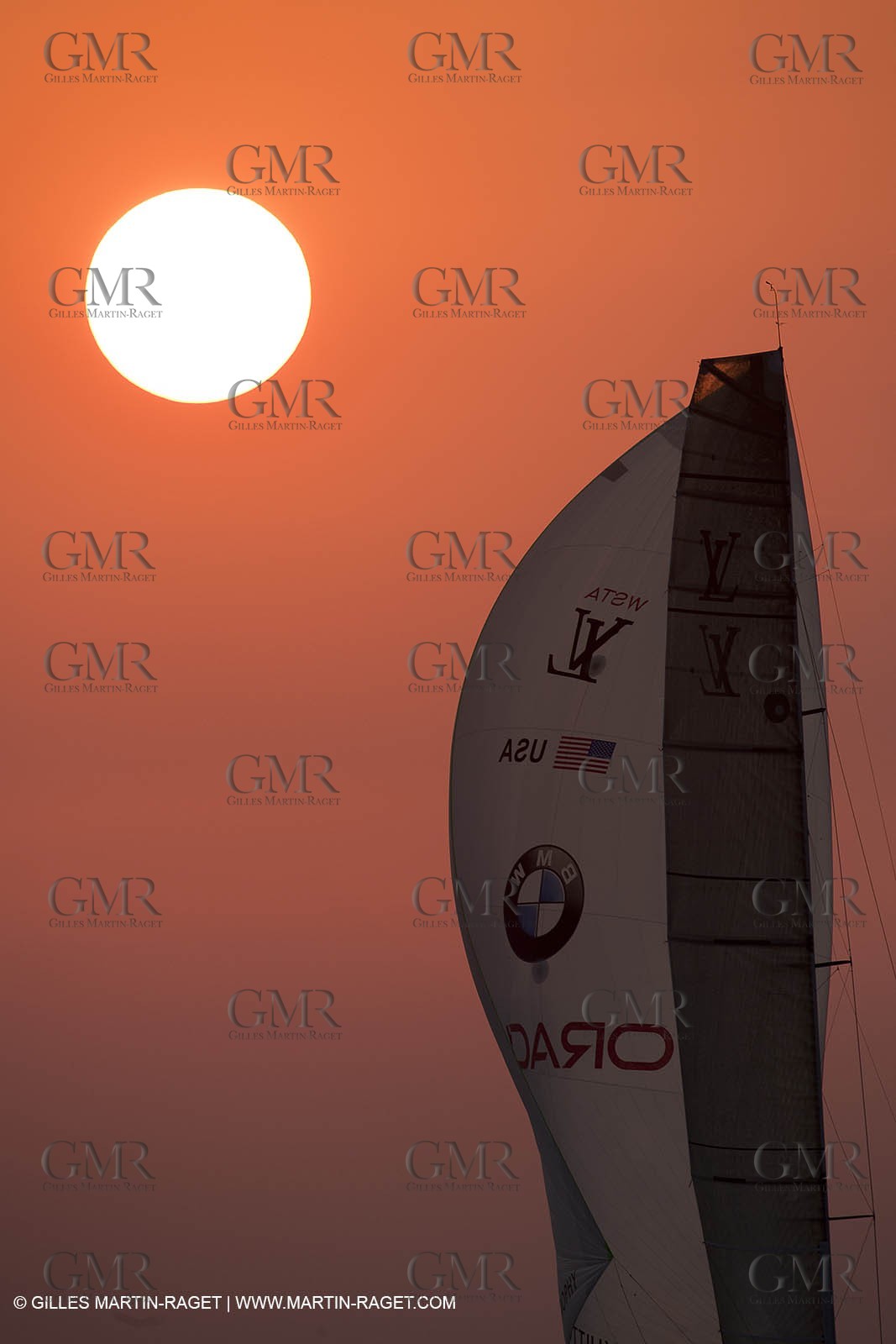 14 11 2010 - Dubai (UAE) - Dubai Louis Vuitton Trophy -  BMW ORACLE Racing - Race Day 1 - Vs All 4 one