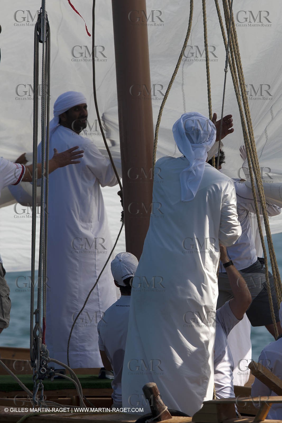 20 11 2010 - Dubai (UAE) - Dubai Louis Vuitton Trophy - Traditionnal dhow races for competing teams