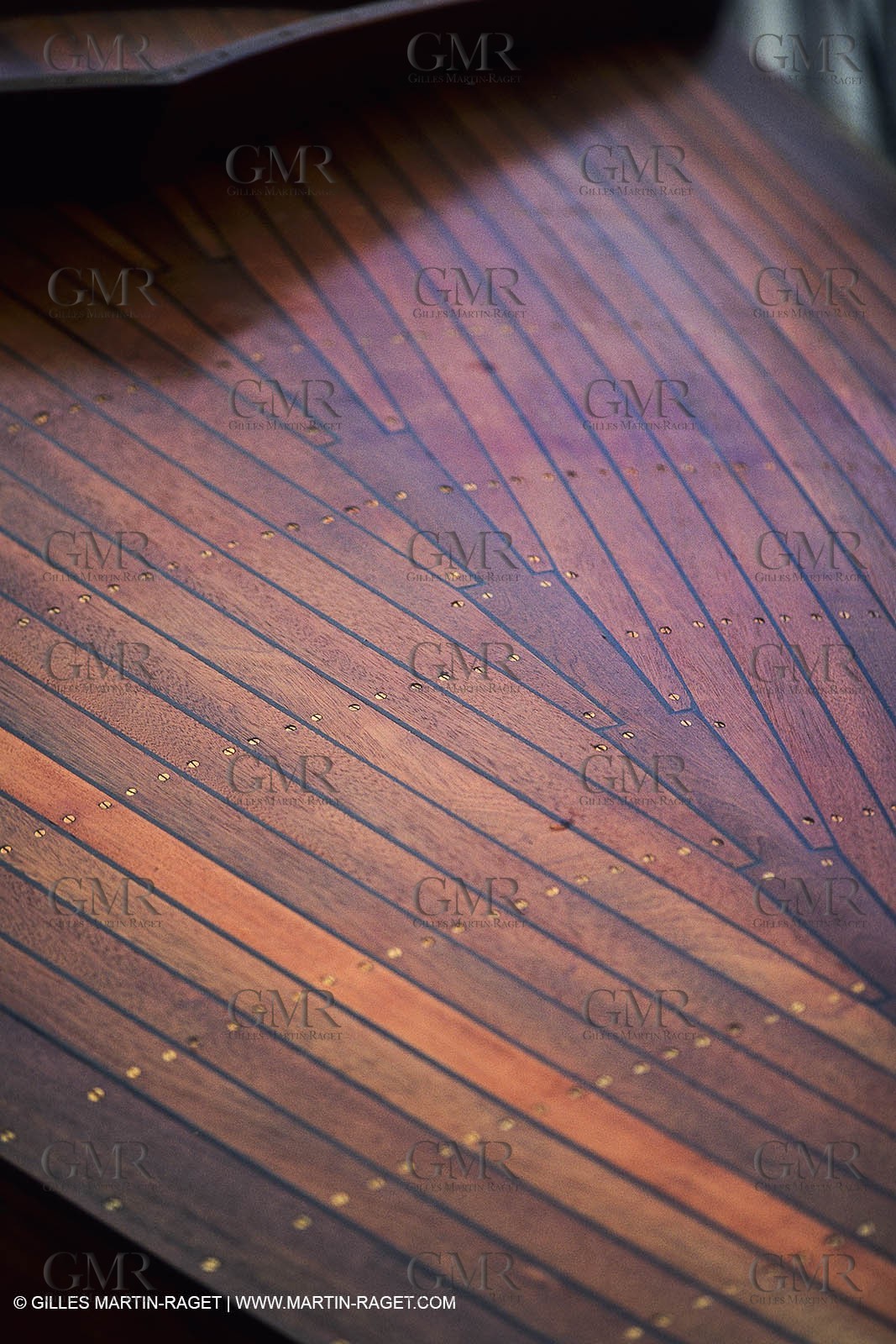 motor boats, claissc runabouts, cefit or Sagitta at Trapani boatyard (Cassis, FRA,13)