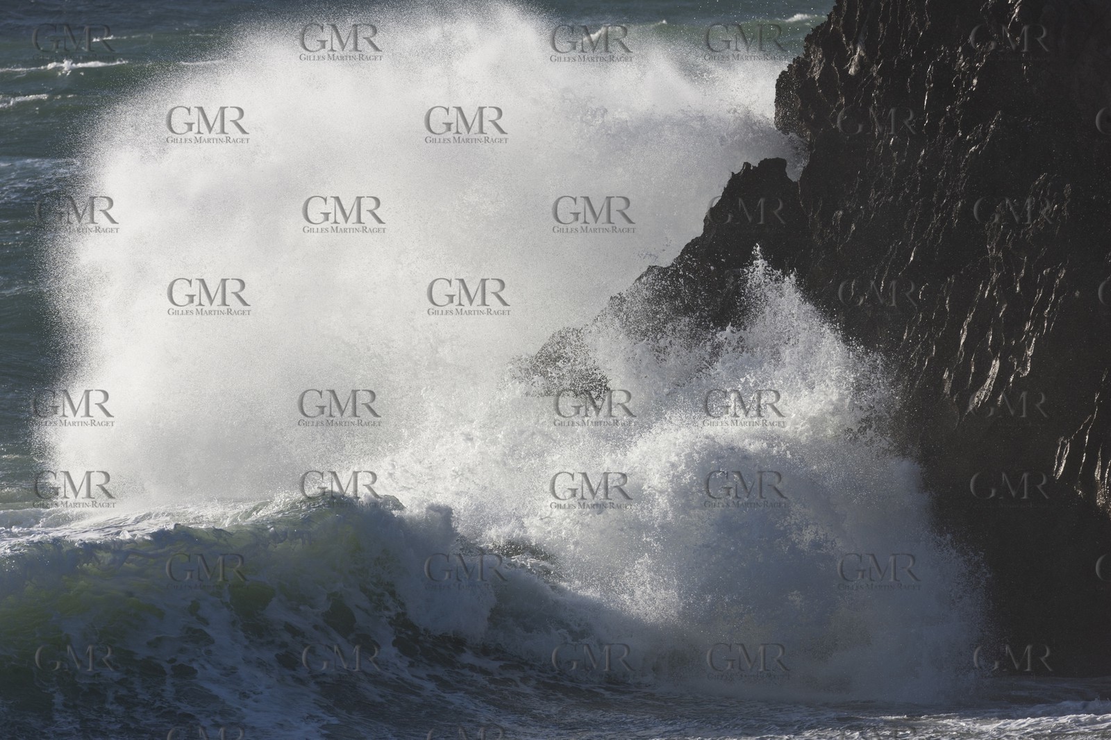 19 07 2011 - Cascais (POR) - 34th America's Cup - AC World Series - Cascais 2011 - Cascais area - Guincho