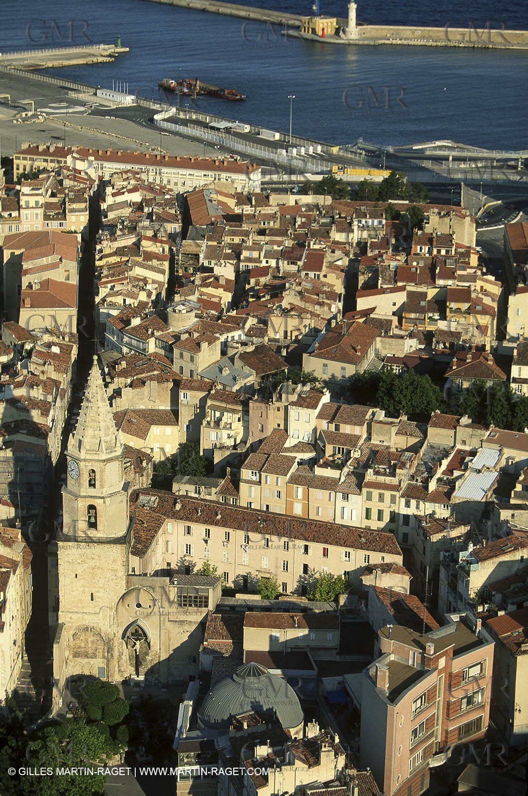 Bouches du Rhône, Marseille, (FRA,13) - Marseille from the sky