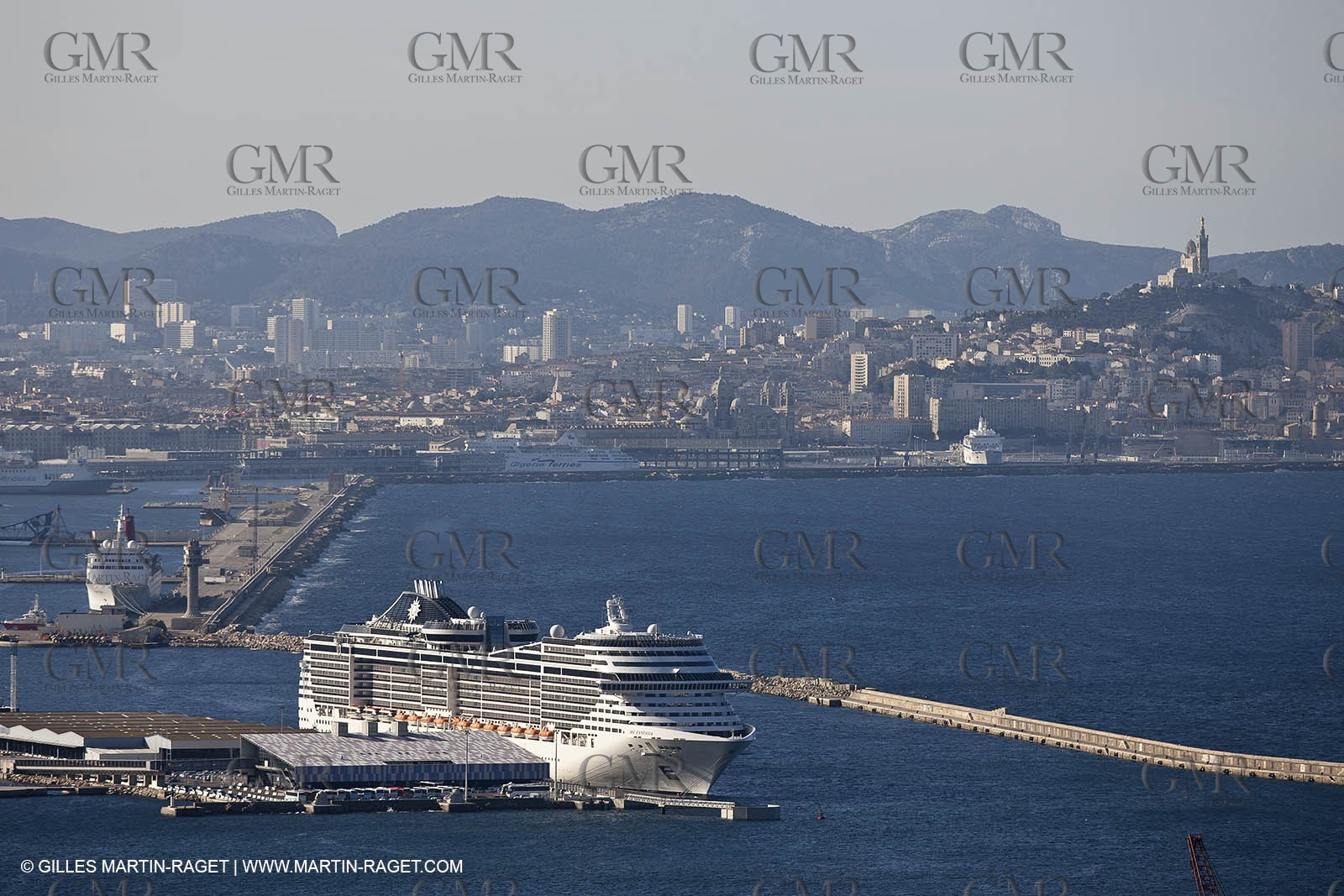 09 06 2012 - Marseille (FRA,13) - La Joliette northern harbor