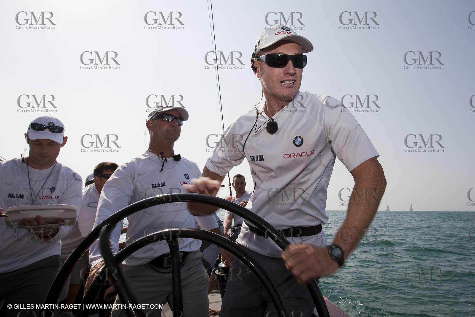 14 11 2010 - Dubai (UAE) - Dubai Louis Vuitton Trophy -  BMW ORACLE Racing - Training - Onboard Vs All 4 one
