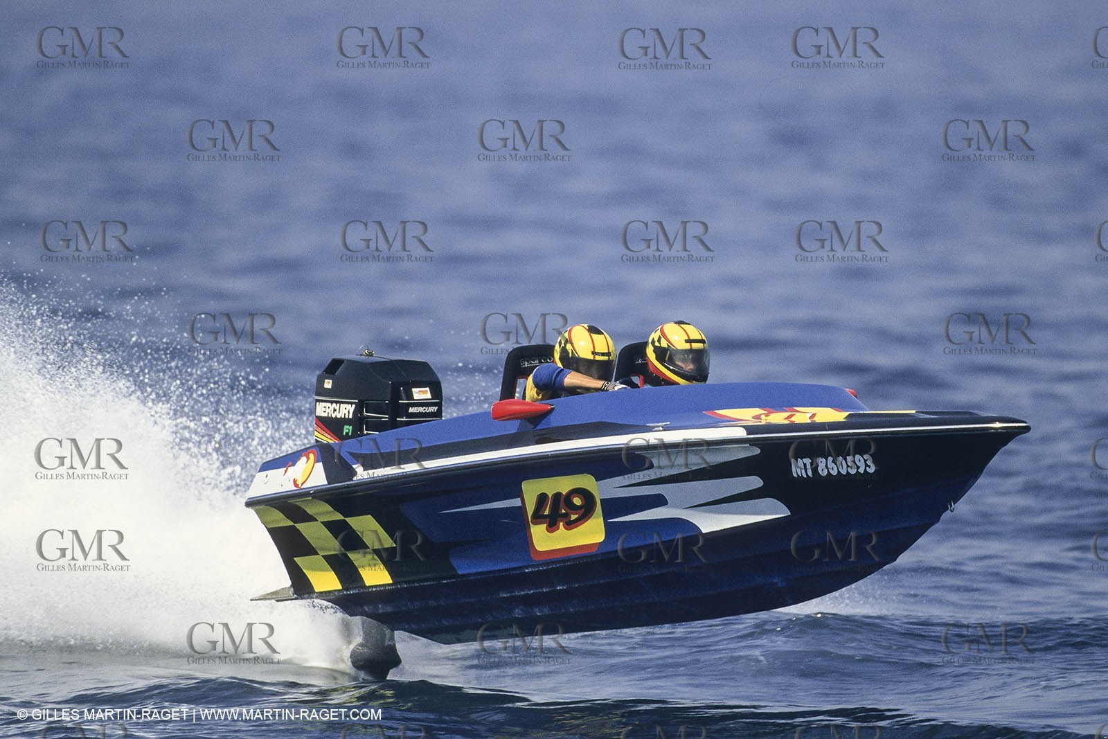 Powerboating, offshore racing