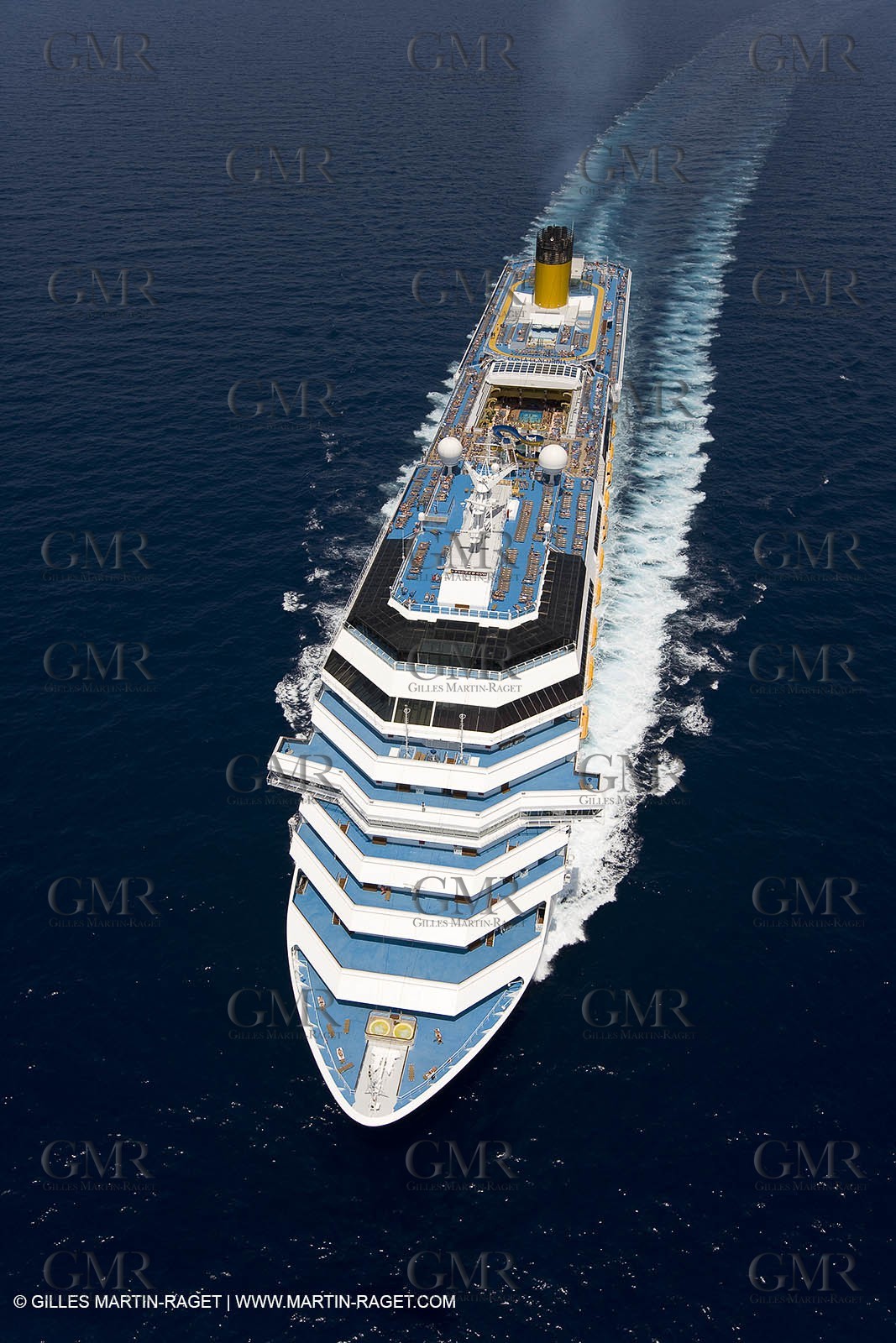 01 08 2007, Palma de Mallorca (Spain), Costa Concordia leaving Palma