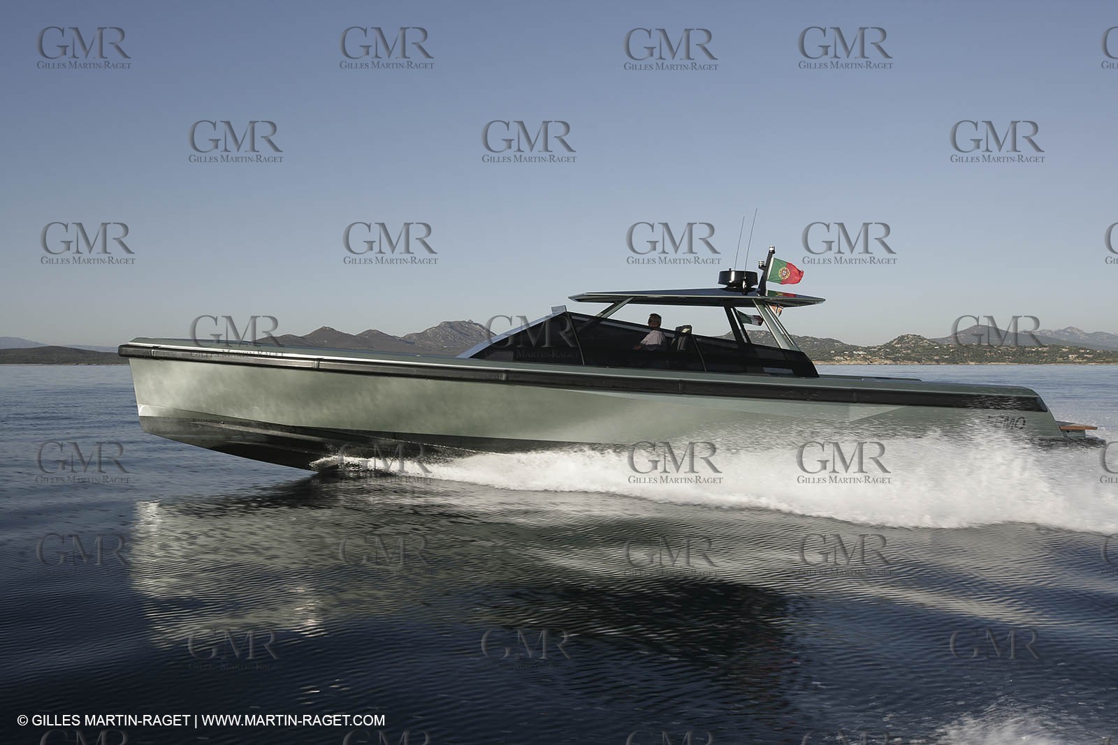 16 07 2007 - Portisco (Italie, Sardaigne) - Wally Power 47, 2007 version