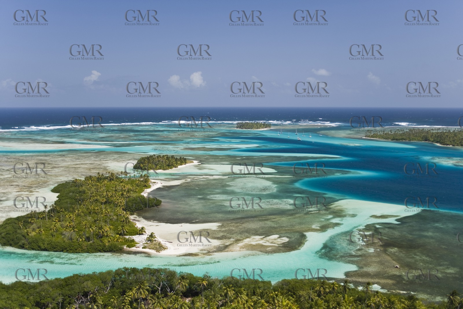 01 02 2008 - San Blas Archipelago (Panama) - Motor Yacht Senses