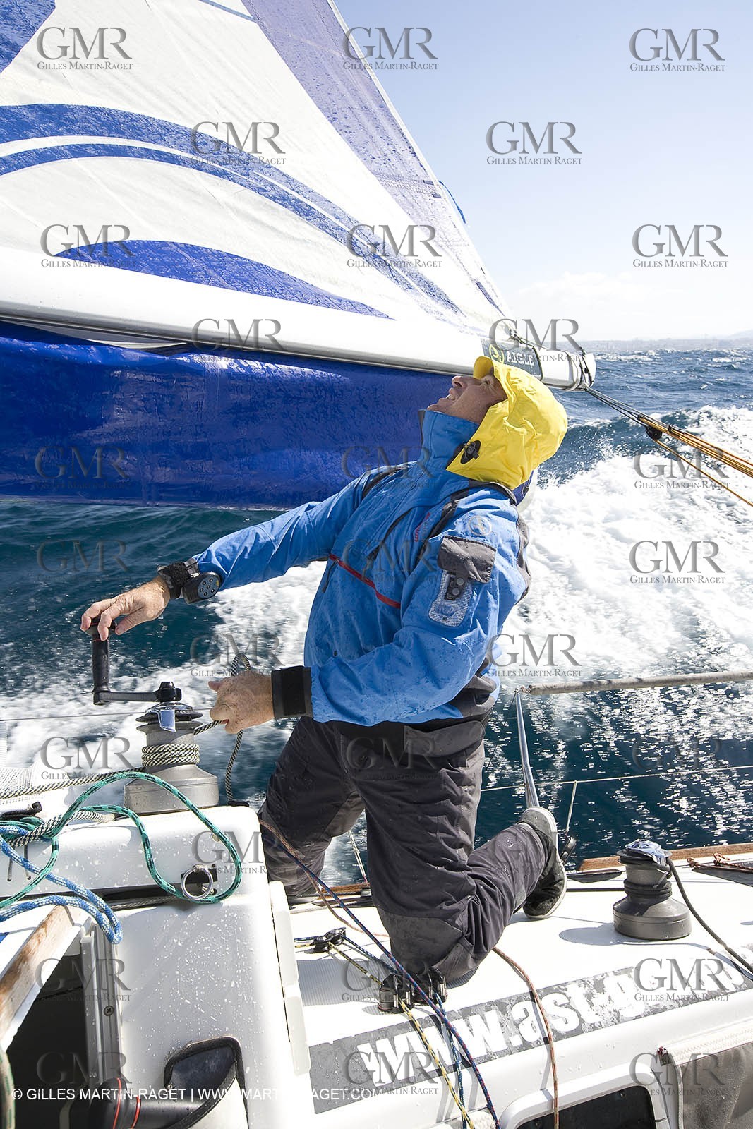 28 09 2007 - Marseille (FRA, 13) - Aigle Marine weather clothing showed in action by salors Marc Emig et Luce Molinier