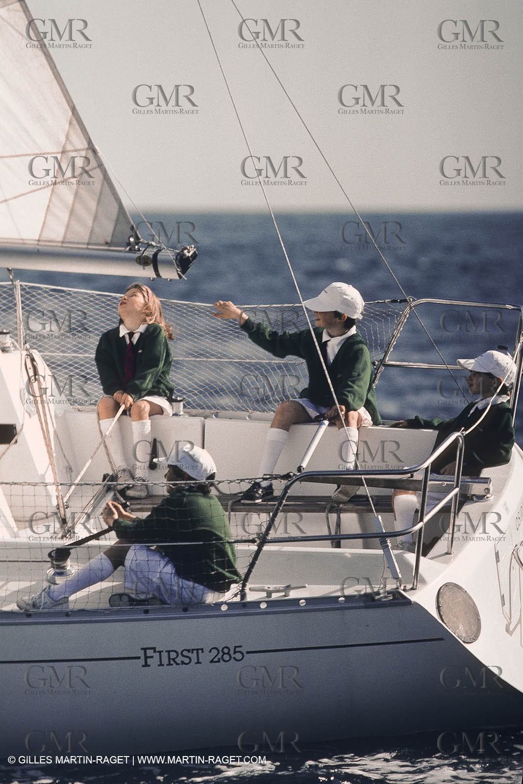 Sailing, cruising, children onboard