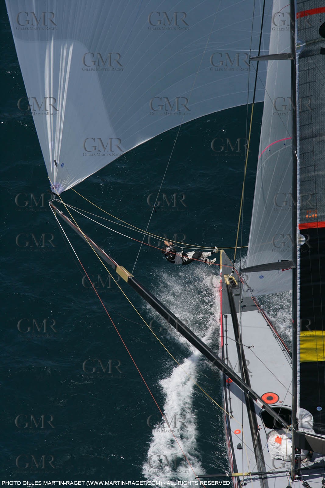 09 05 2007-Valencia (Spain)- 32nd America's Cup - Louis Vuitton Cup - RR2 - Day 11 - BMW ORACLE Racing