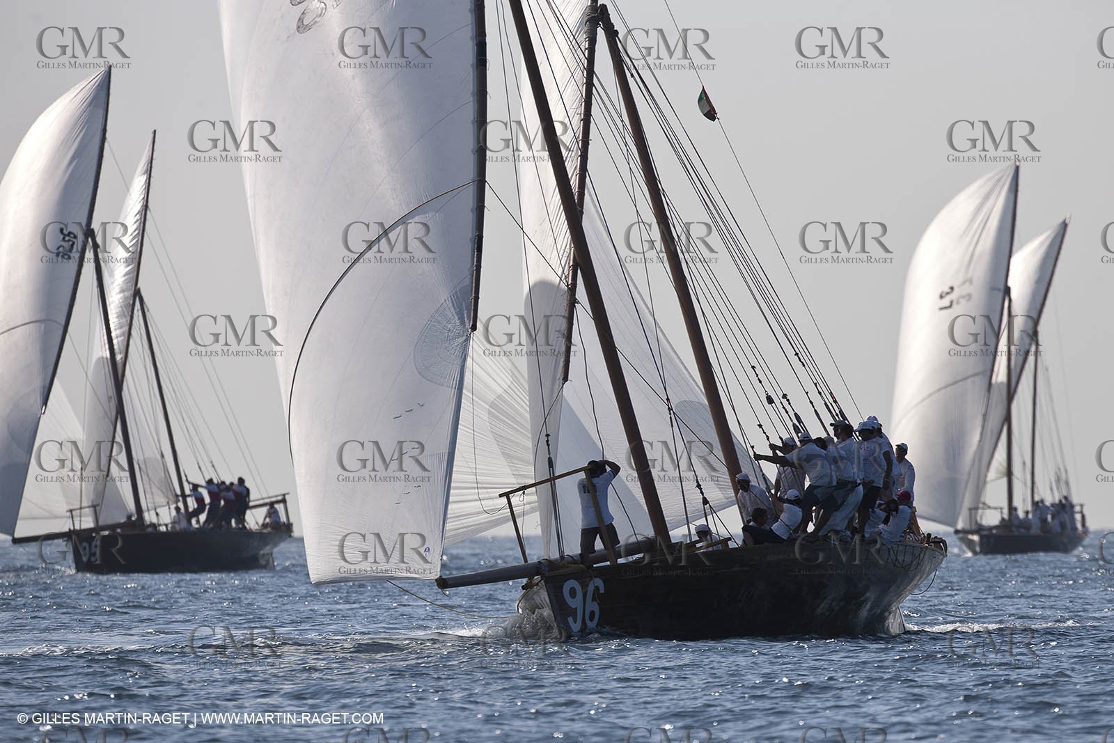 20 11 2010 - Dubai (UAE) - Dubai Louis Vuitton Trophy - Traditionnal dhow races for competing teams