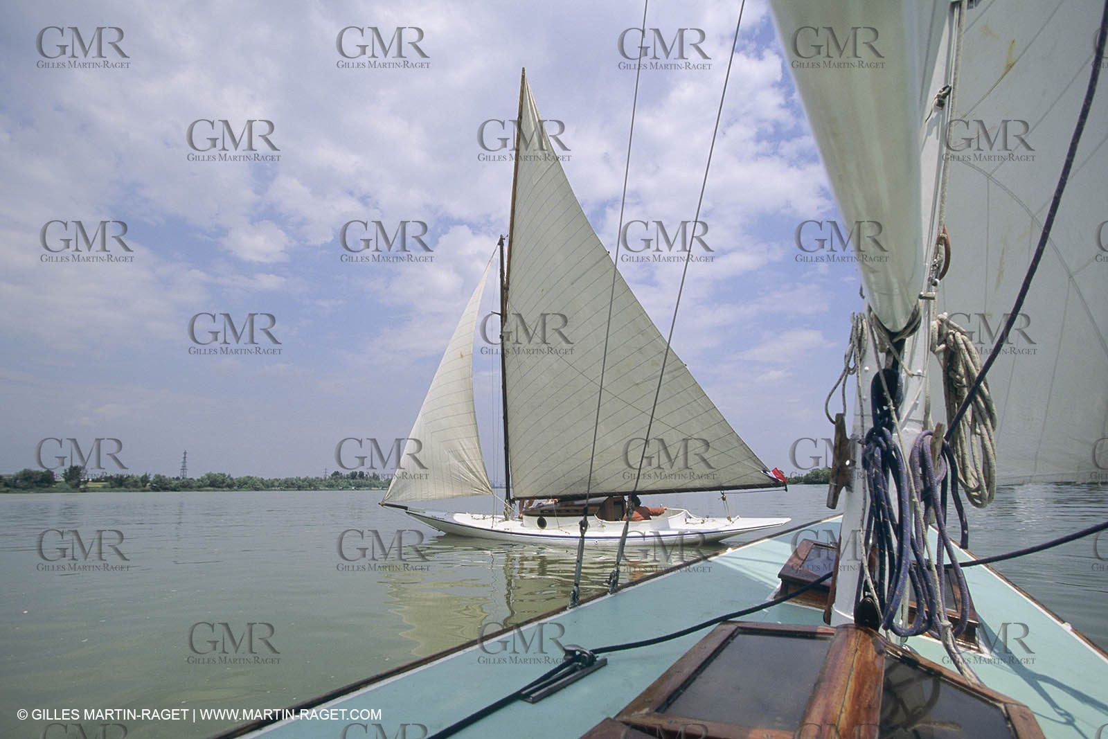 Petits yachts classiques, small classic yachts