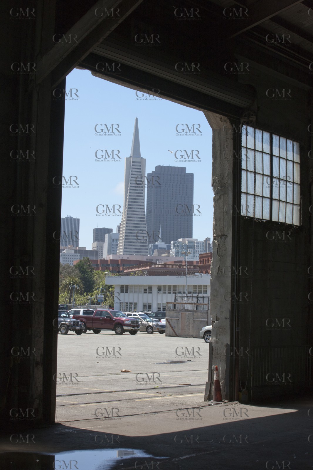 07 06 2011 - San Francisco (USA,CA) - 34th America's Cup - The Piers in their state of origin - Pier 27-29