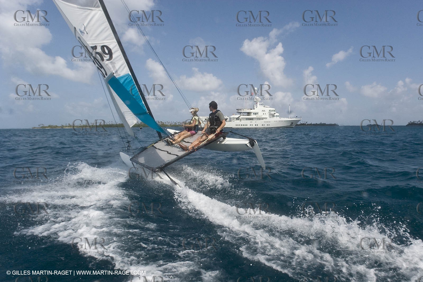 01 02 2008 - San Blas Archipelago (Panama) - Motor Yacht Senses