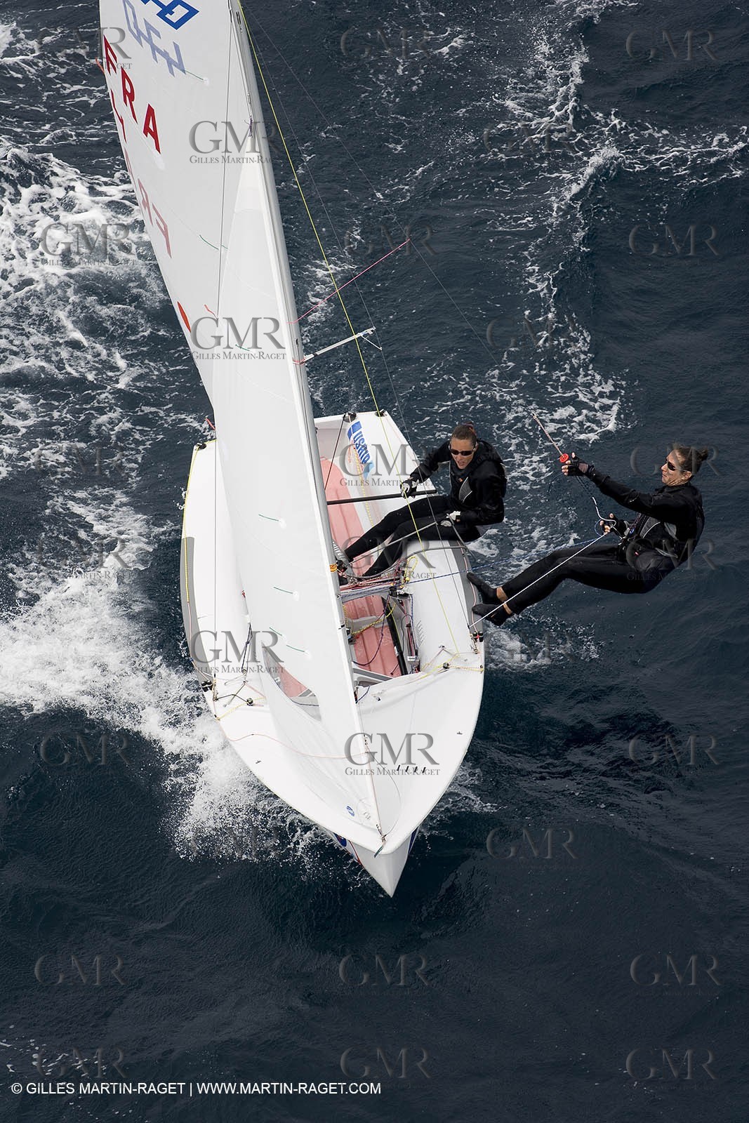 26 04 2007 - 2007 Semaine Olympique Française - Hyères (South of France) - Day 5 - Team France - 470 Femme - Petitjean-Douroux