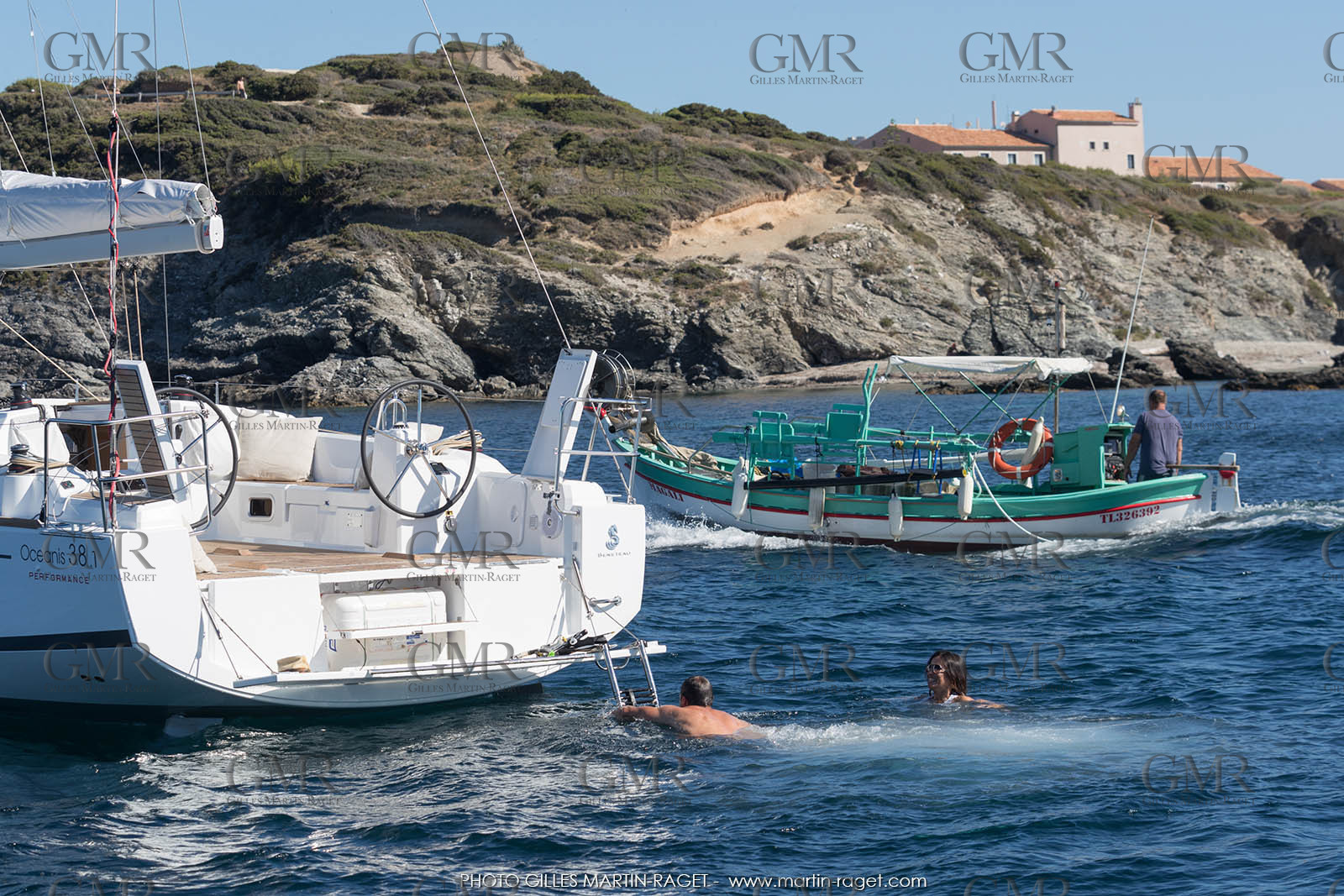 04 07 3017; Les EMbiez (FRA; 83) - Chantier Beneteau; Oceanis 38.1