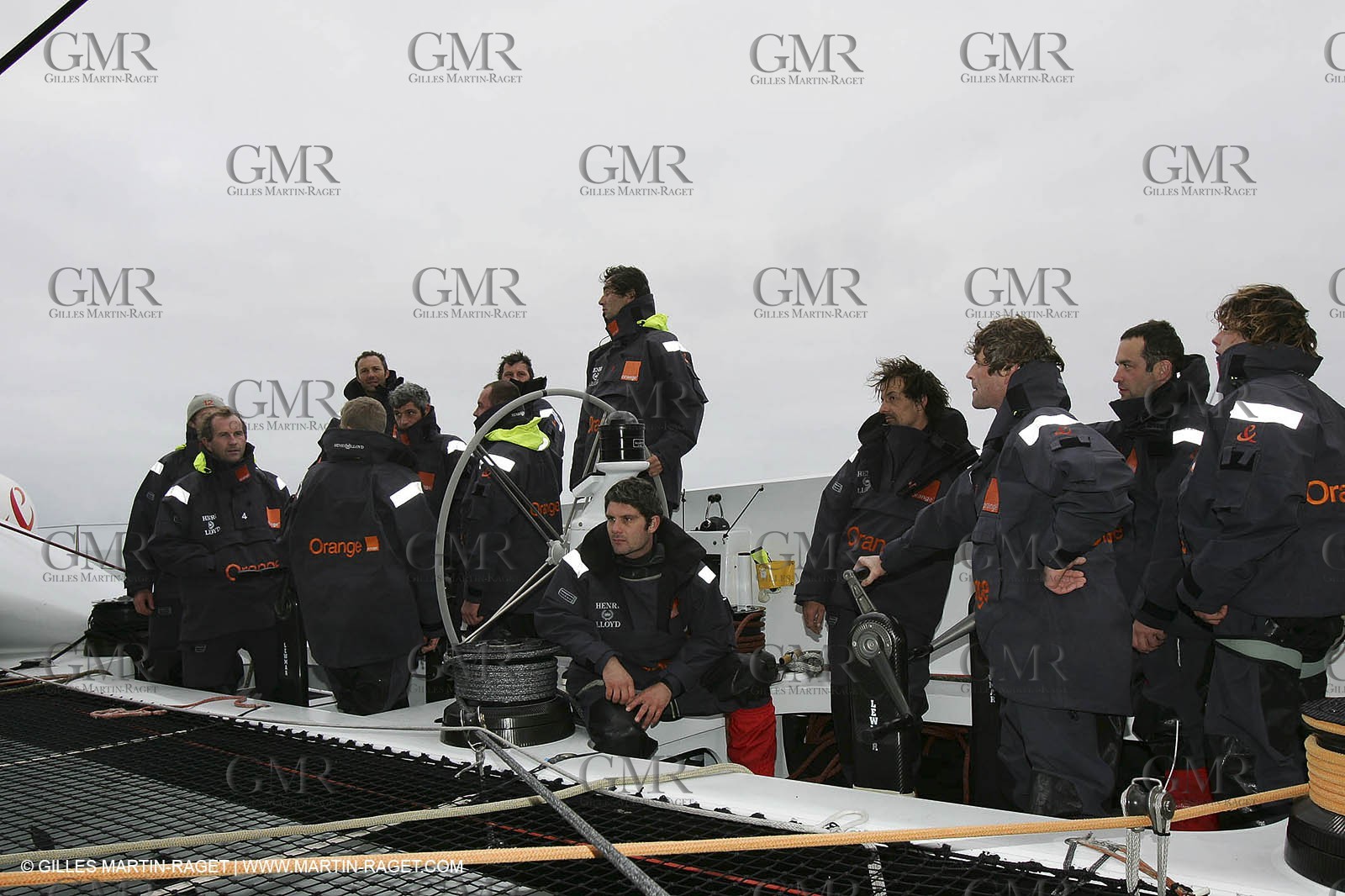 Orange II - Jules Verne Trophy 2005 - Traning Lorient - Bruno Peyron + crew -