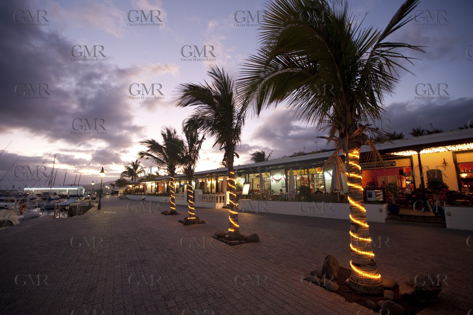 09 12 2008 - Puerto Calero (Lanzarote, Islas Canarias, ESP)  - RC 44 World Championsship - RC 44 Puerto Calero Gold Cup - Training