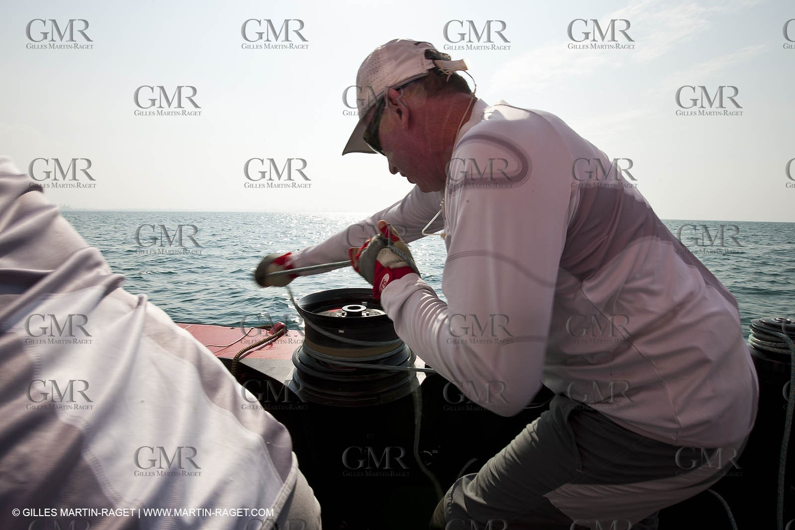 14 11 2010 - Dubai (UAE) - Dubai Louis Vuitton Trophy -  BMW ORACLE Racing - Training - Onboard Vs All 4 one