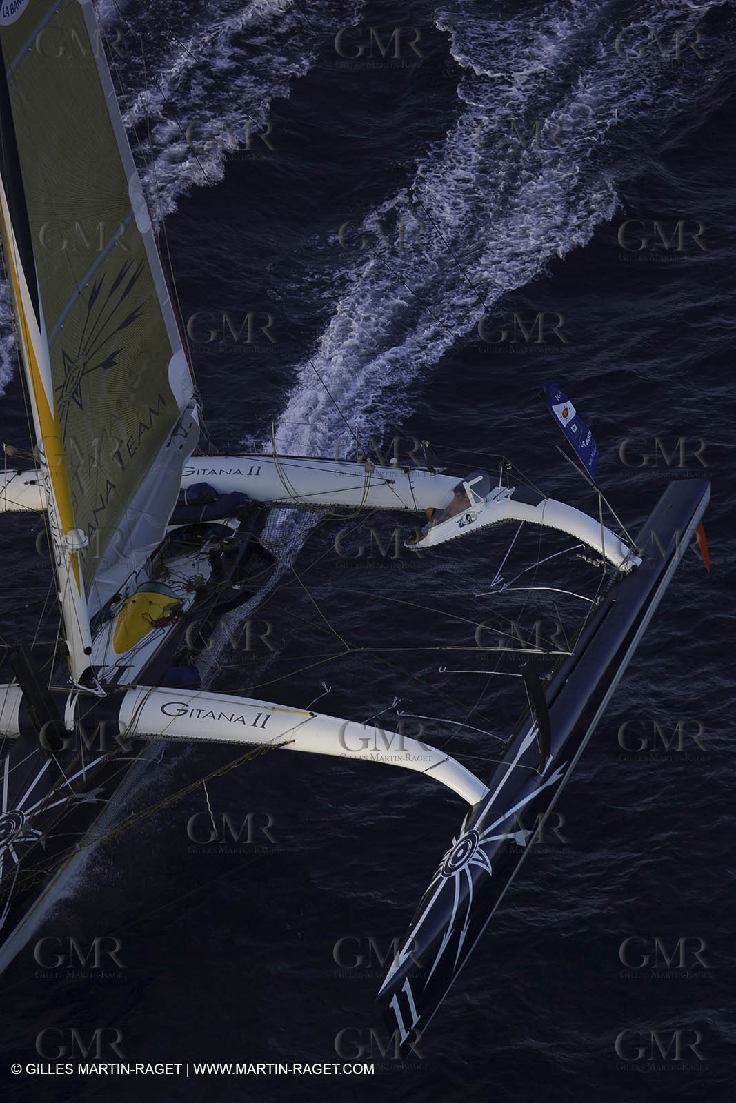 05 11 2006 - Pointe à Pitre Guadelupe (FRA) - Route du Rhum 2006 arrival - overall winner Lionel Lemonchois (Gitana 11)