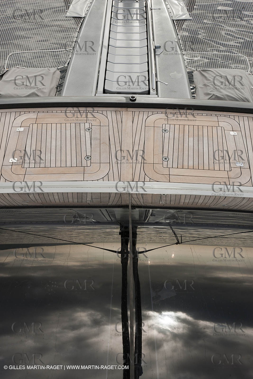 25 02 2011 - La Ciotat (FRA,13) - Super Yachts - Chantier H2X - Cartouche