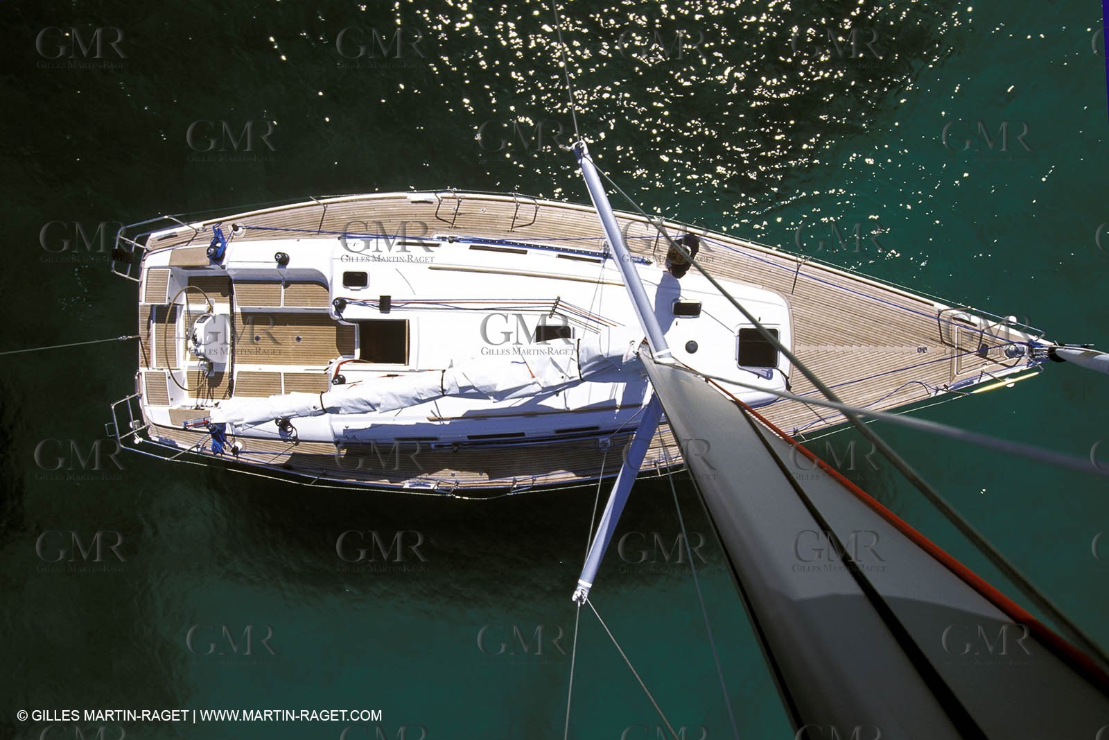 Cruising monohull mooring