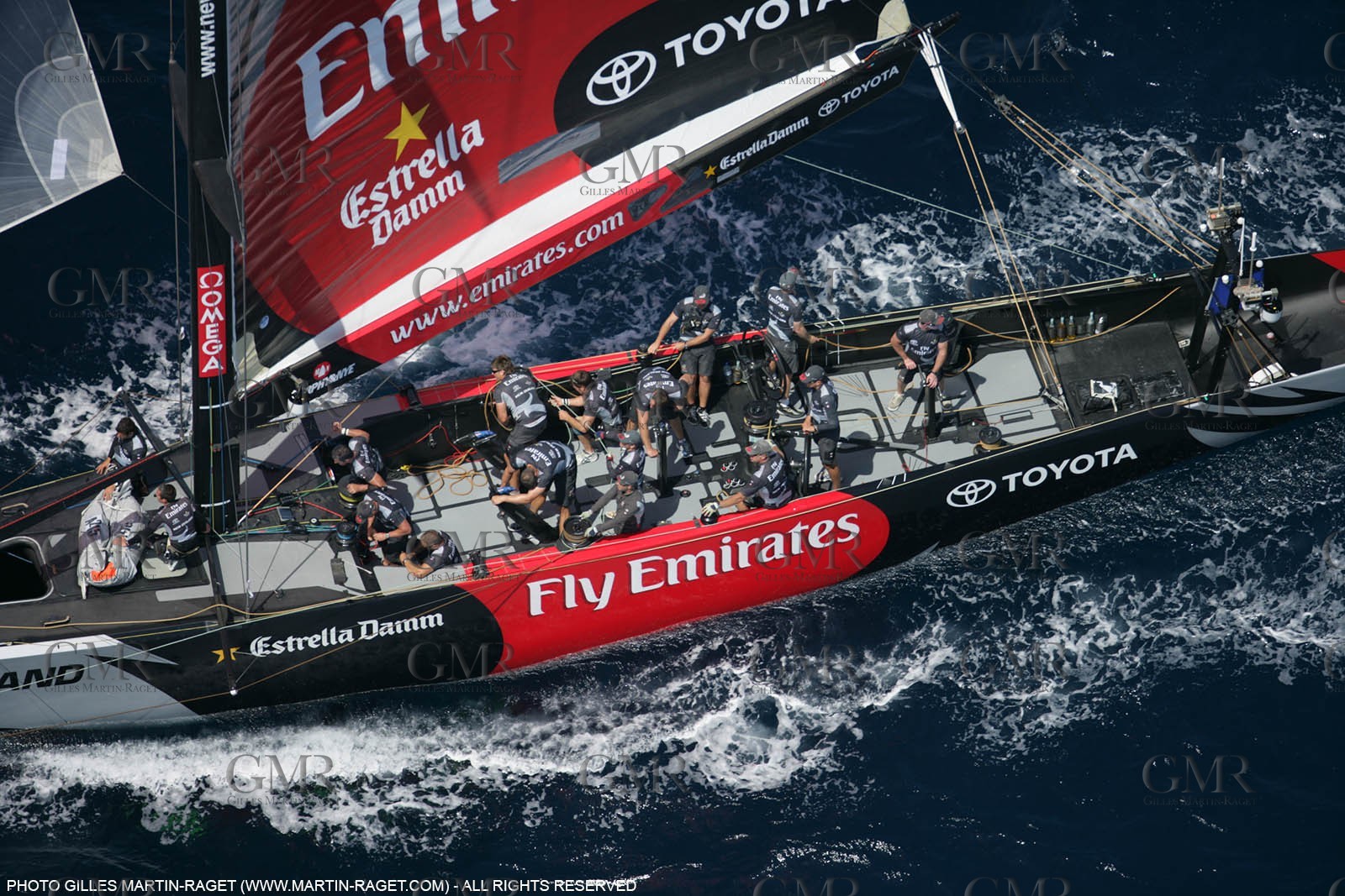 2' 06 2007-Valencia (Spain)- 32nd America's Cup - Final Match - Day 2