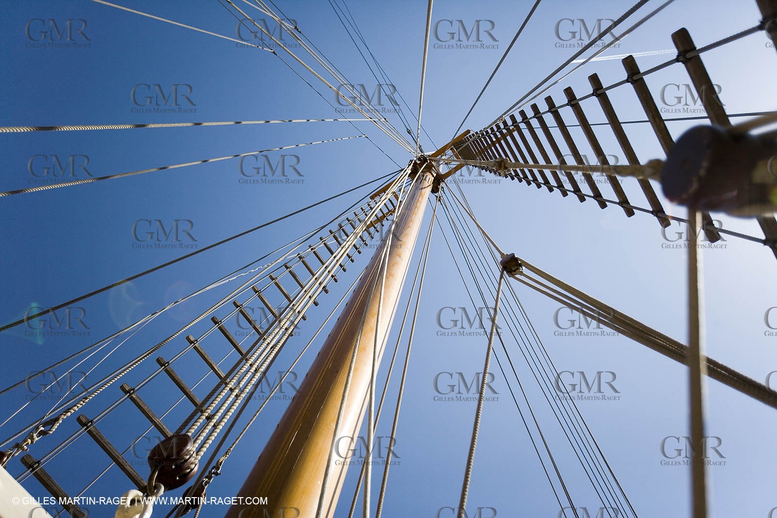 18-05-07 - Monaco - Zaca - Interiors