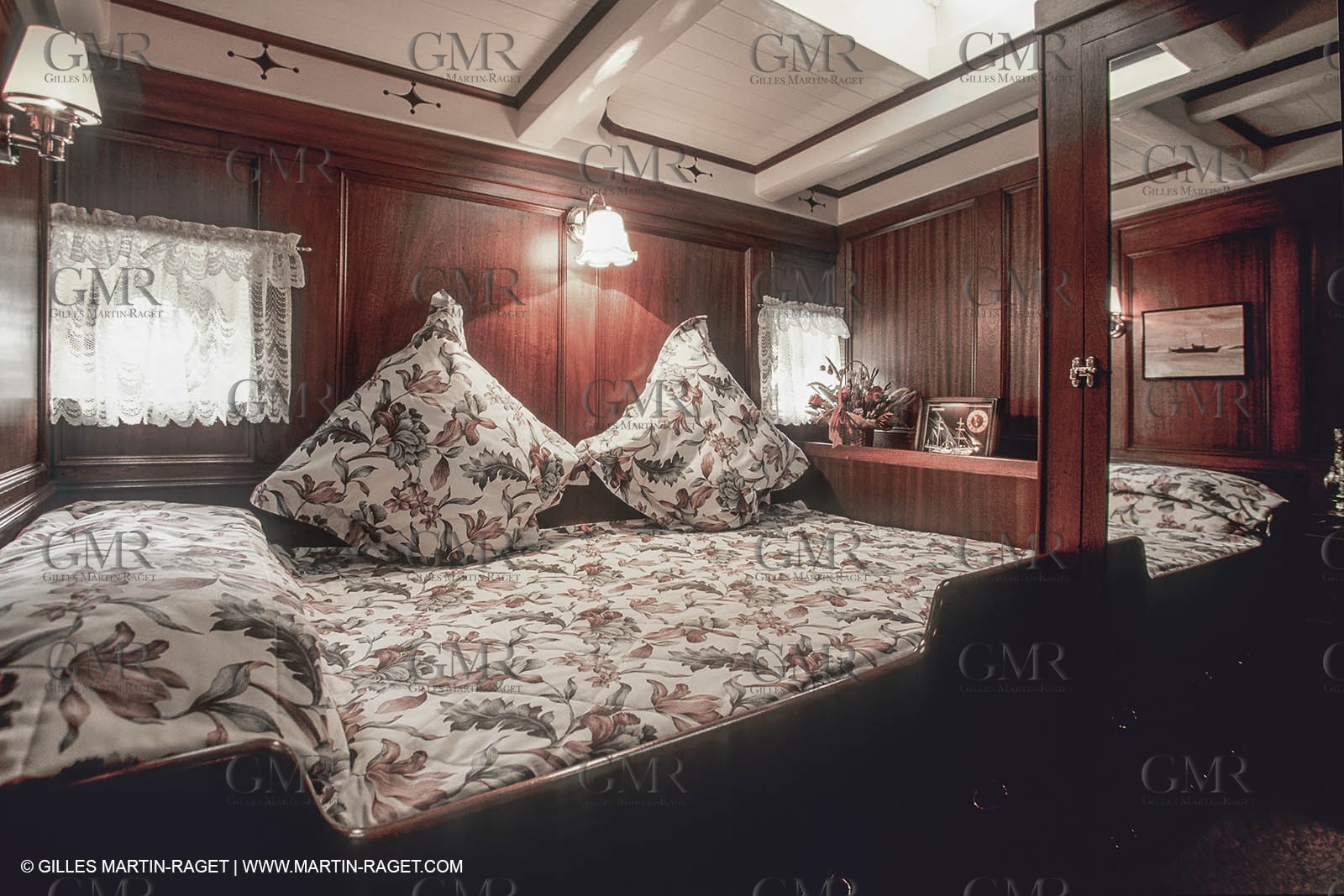 Classic Yachts, Classic Motor yachts