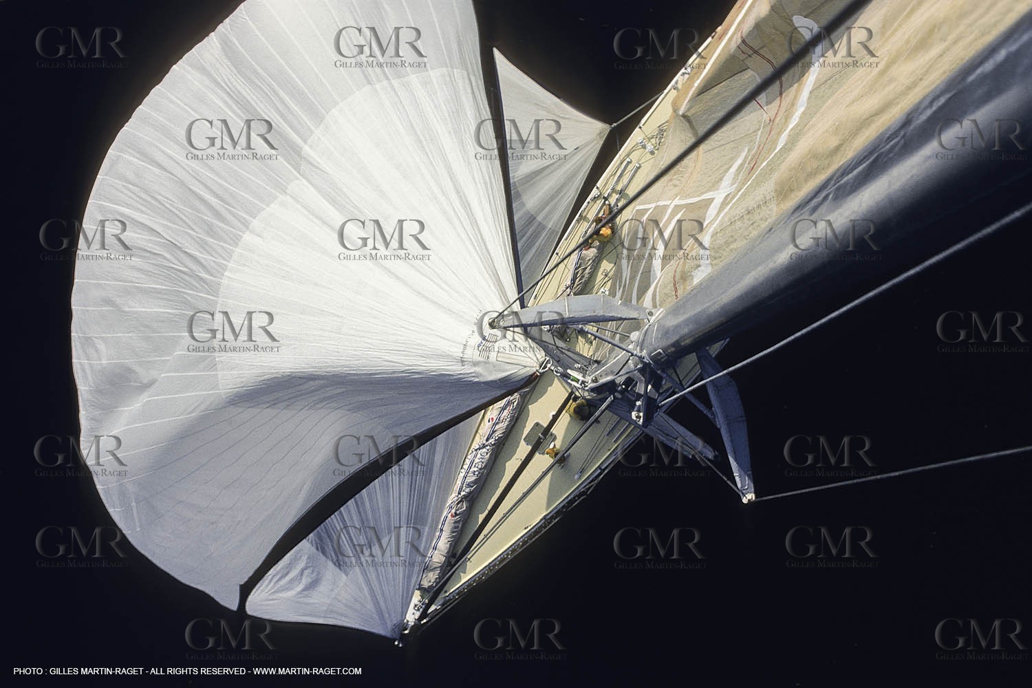 Sailing, Yacht Racing, Offshore Racing, Whtibread Round The World race, onboard Merit