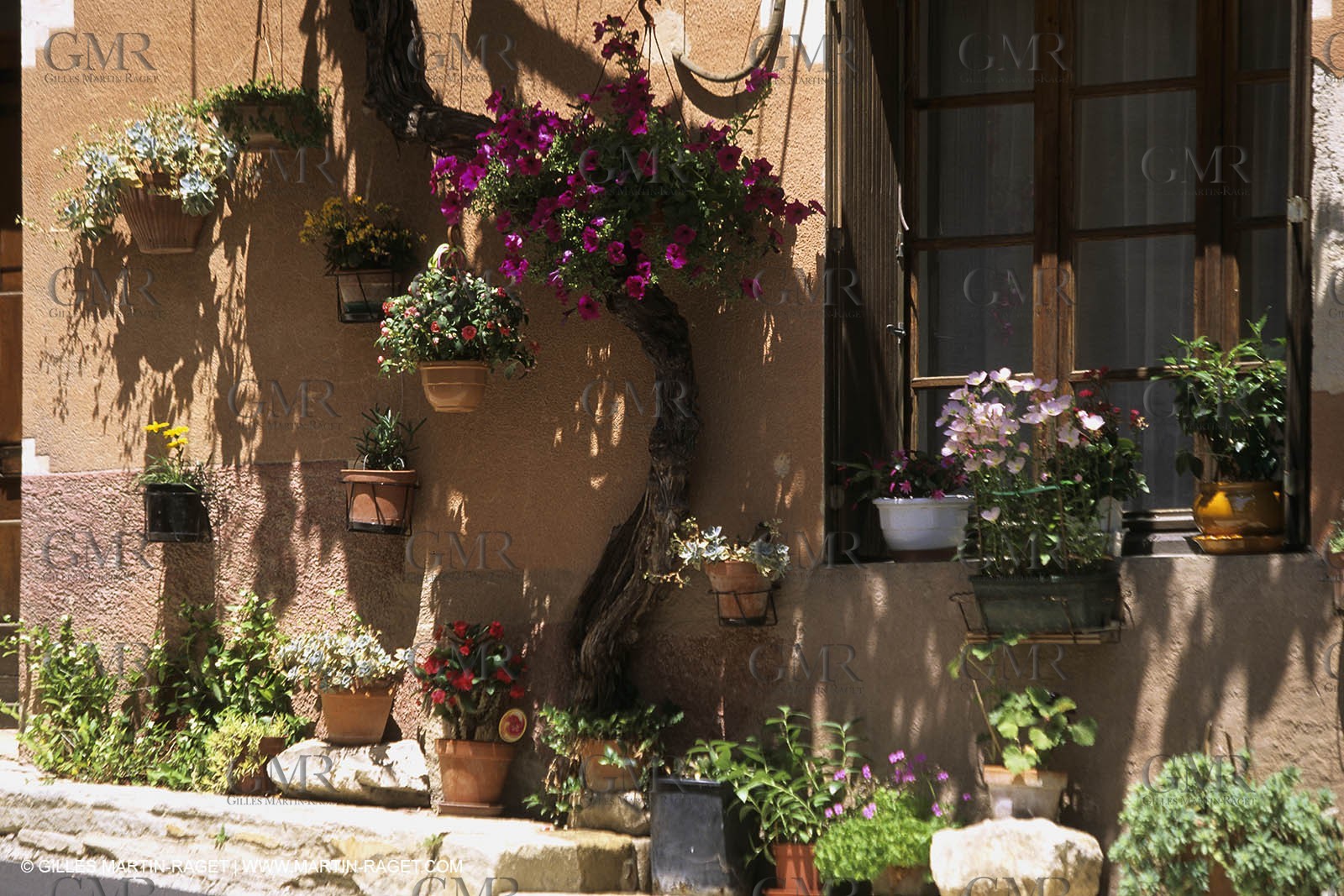 Saint Saturnin les apt (Fra,84)